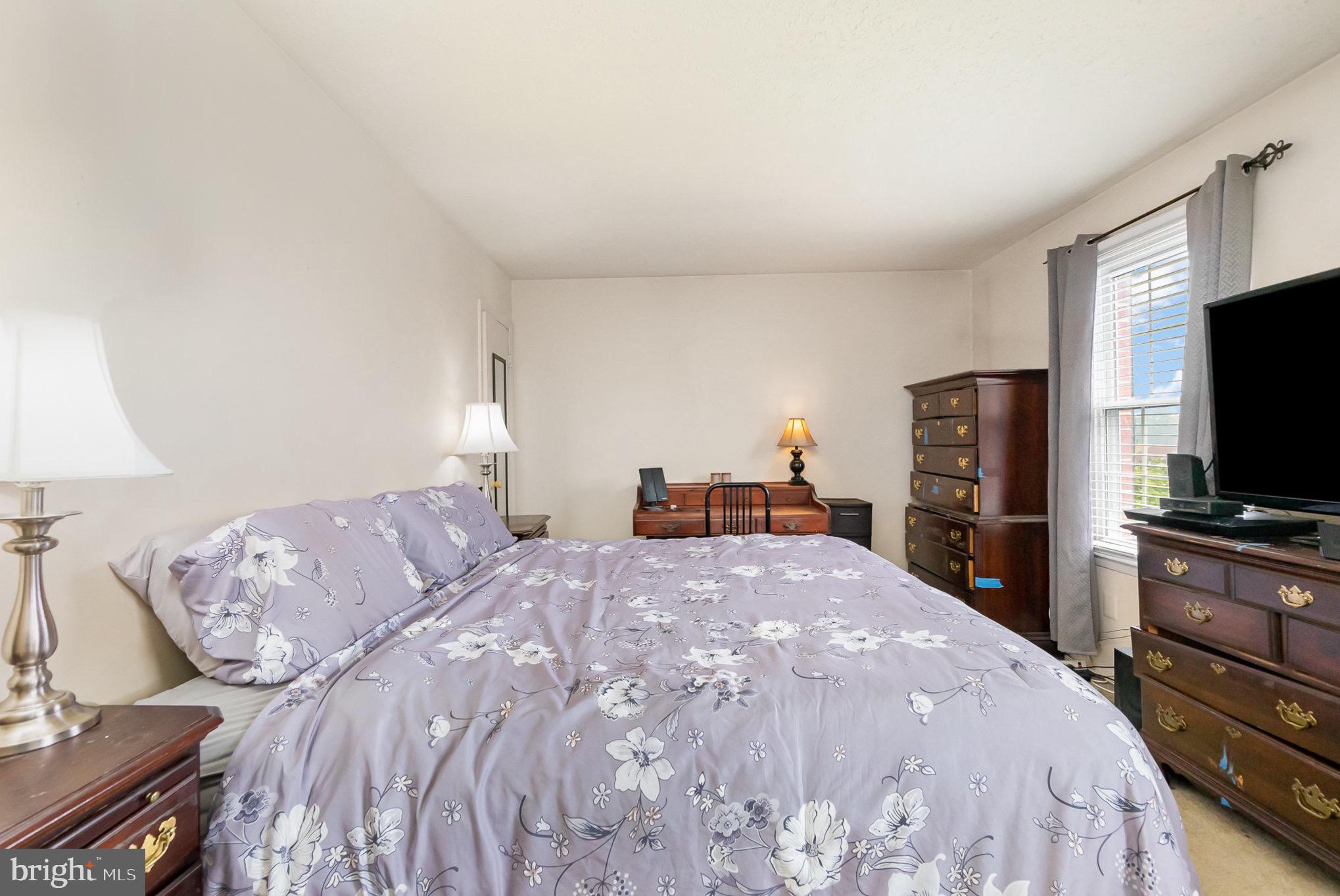 OAK HURST - Residential