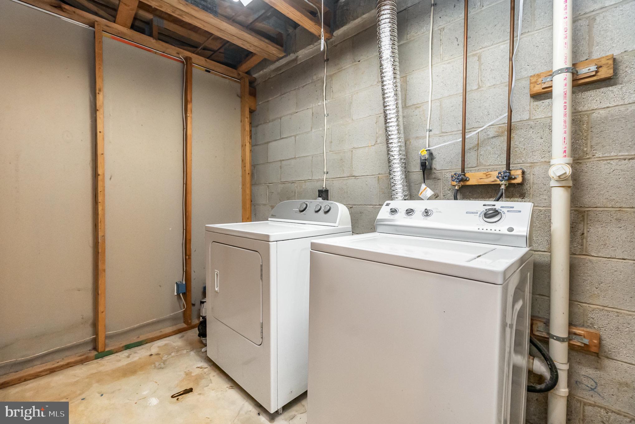 OAK HURST - Residential