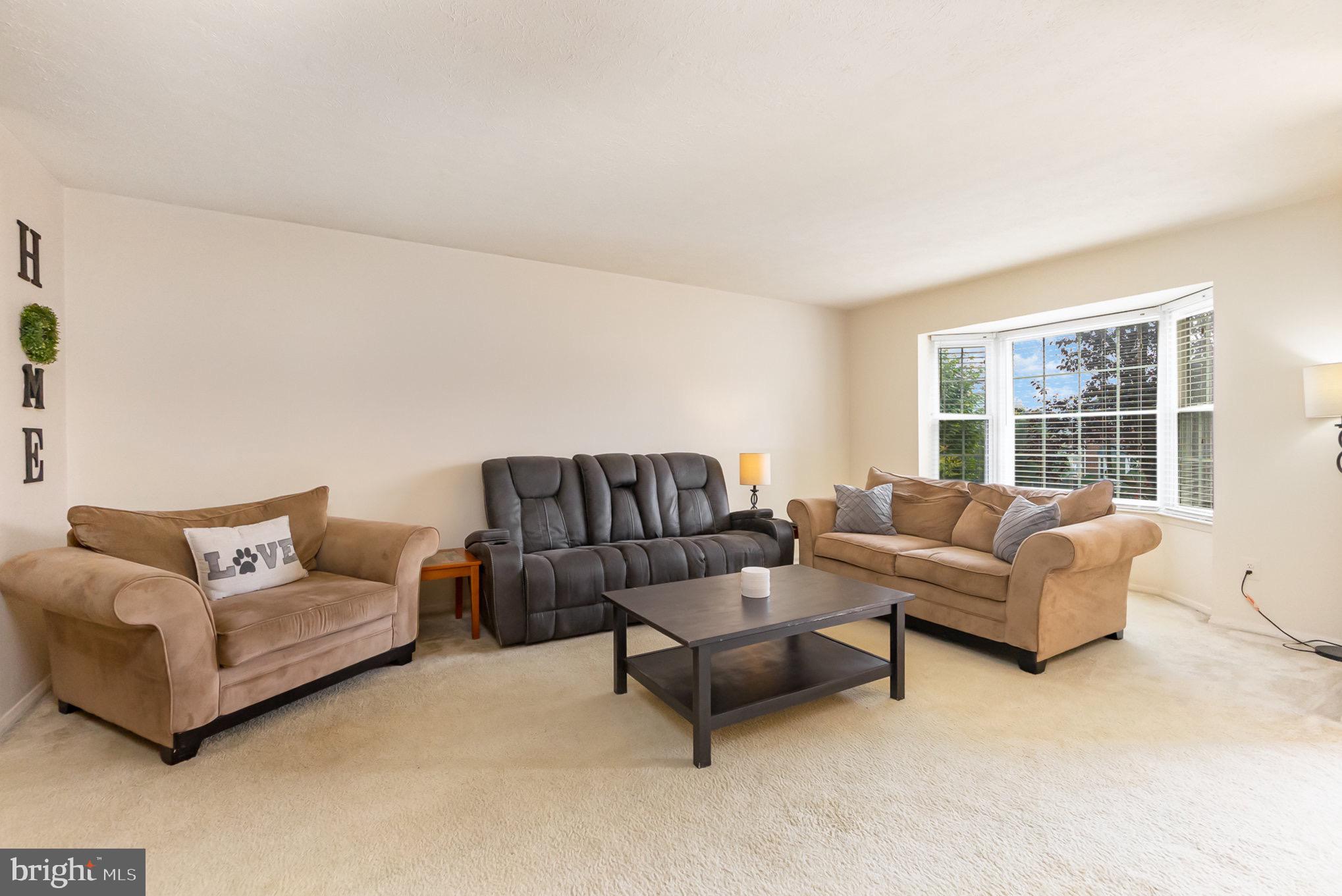 OAK HURST - Residential