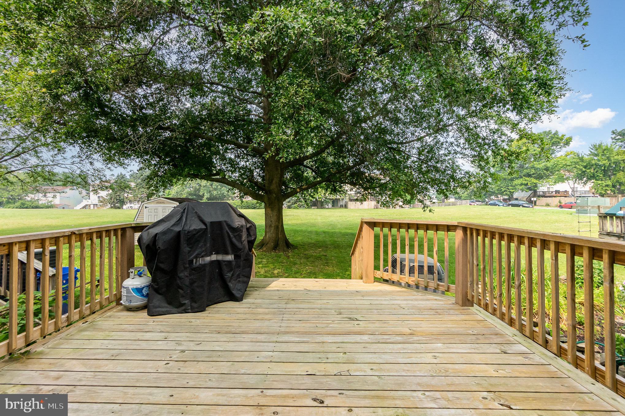 OAK HURST - Residential