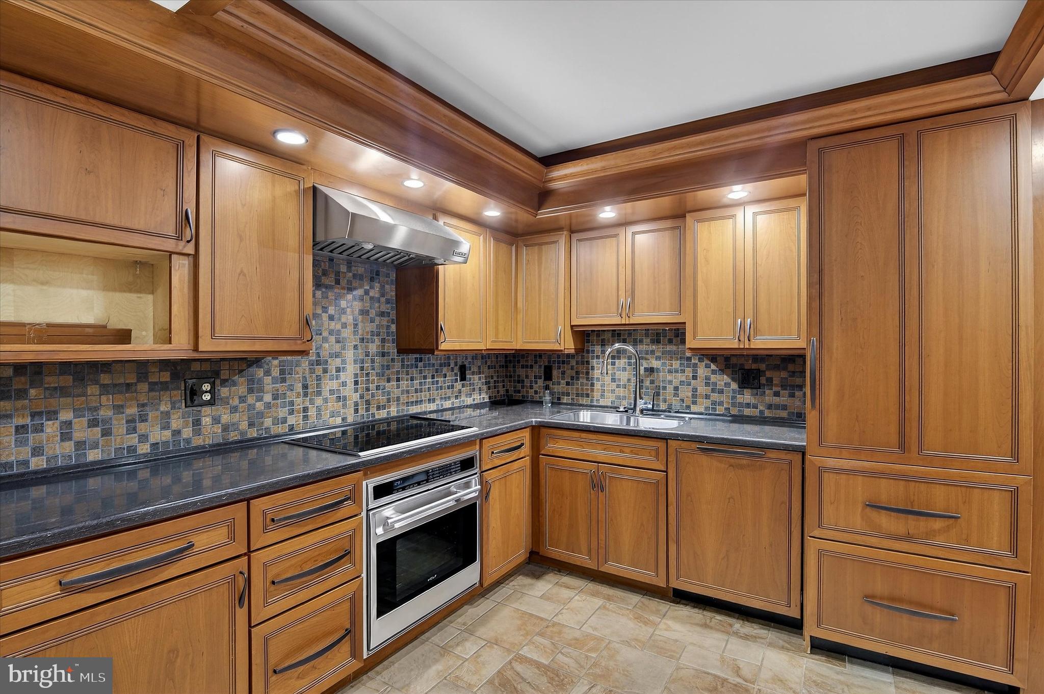 ROTONDA - Residential