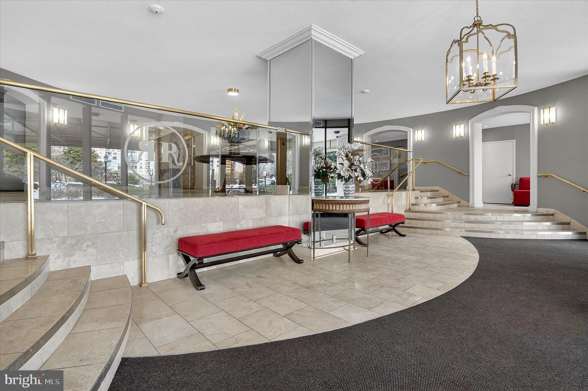 ROTONDA - Residential