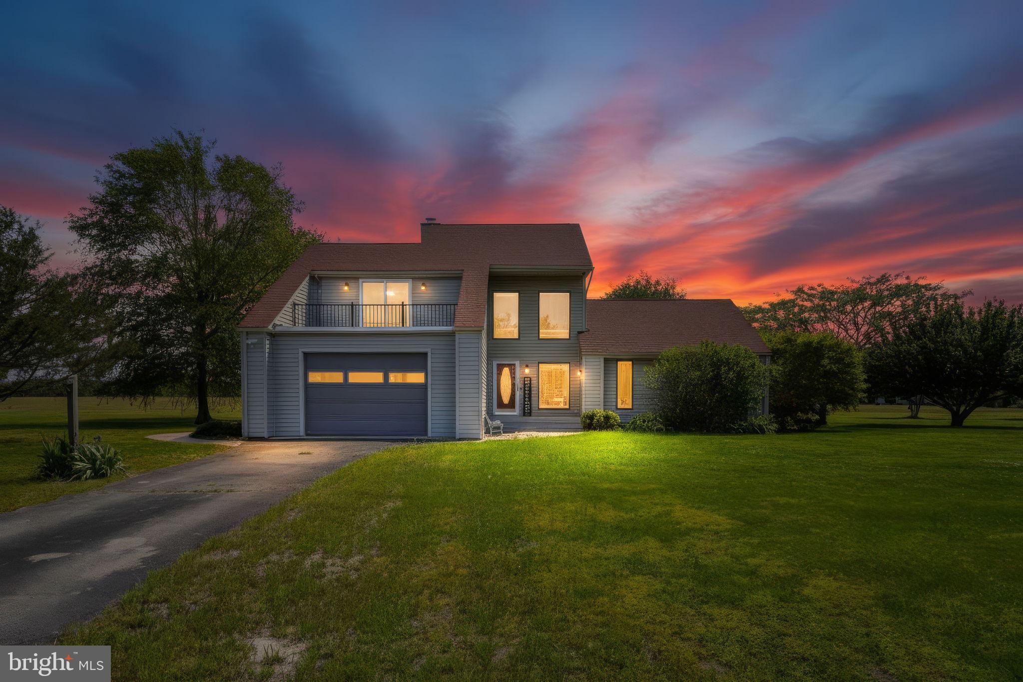 1015 GLEBE VIEW LANE