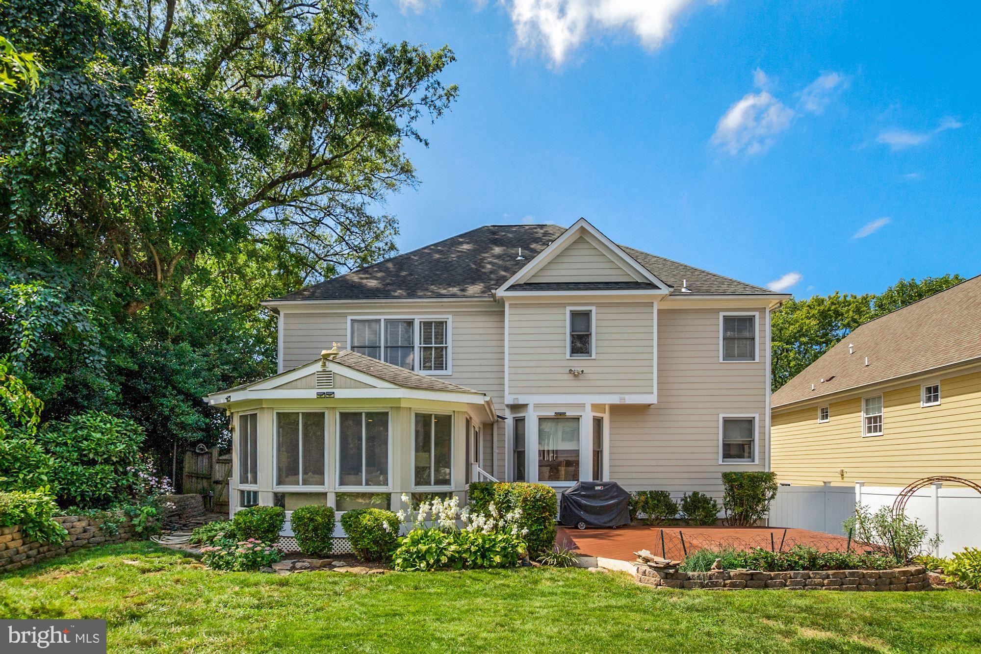 ALTA VISTA TERRACE - Residential