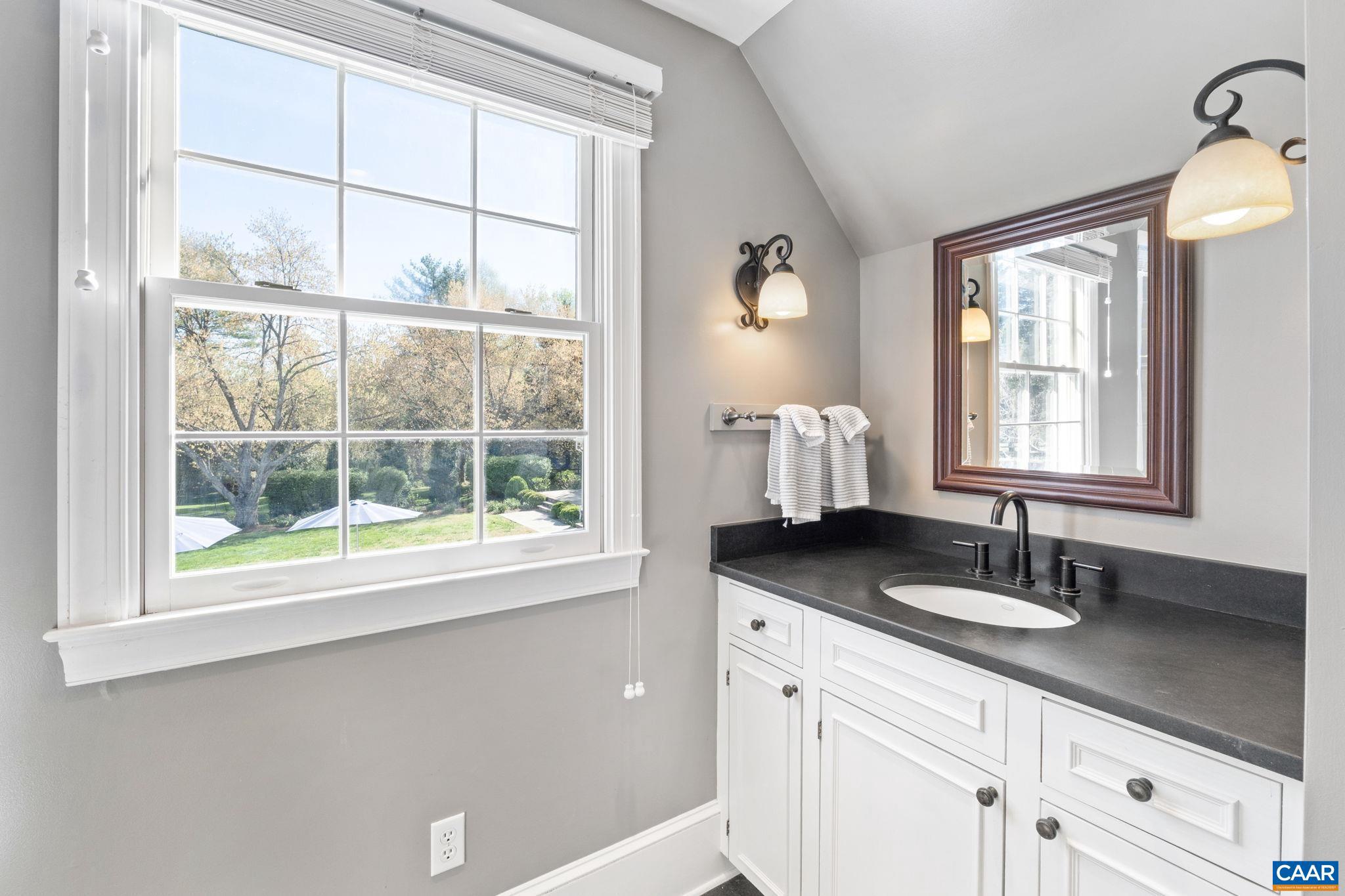 COLTHURST FARM - Residential