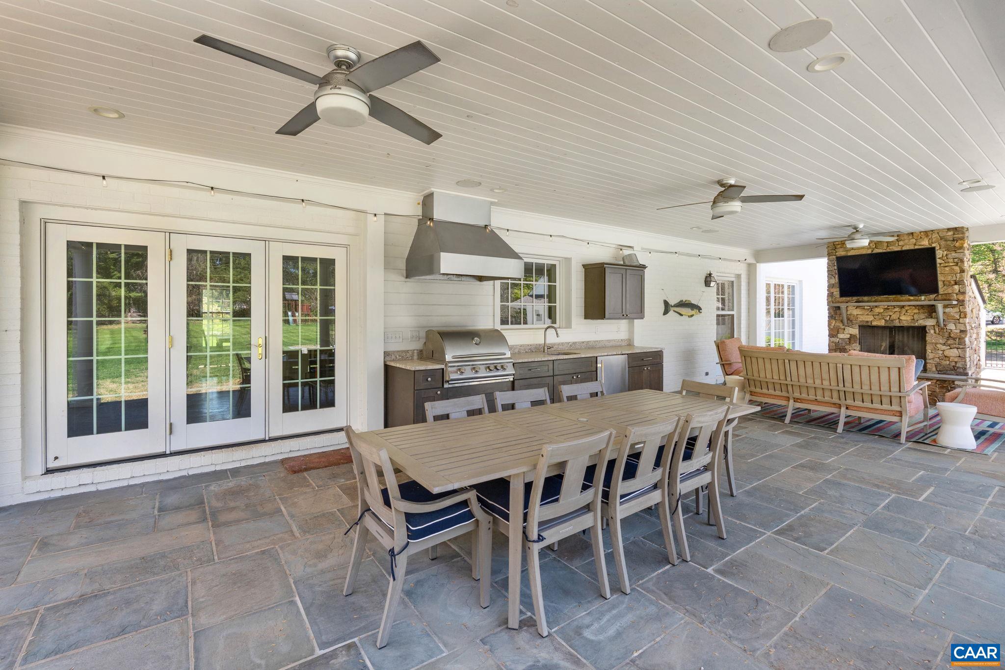 COLTHURST FARM - Residential