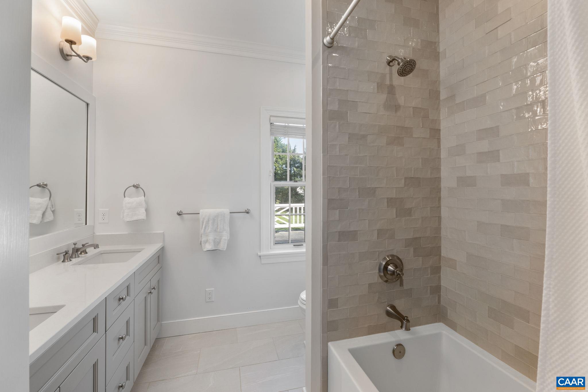 COLTHURST FARM - Residential