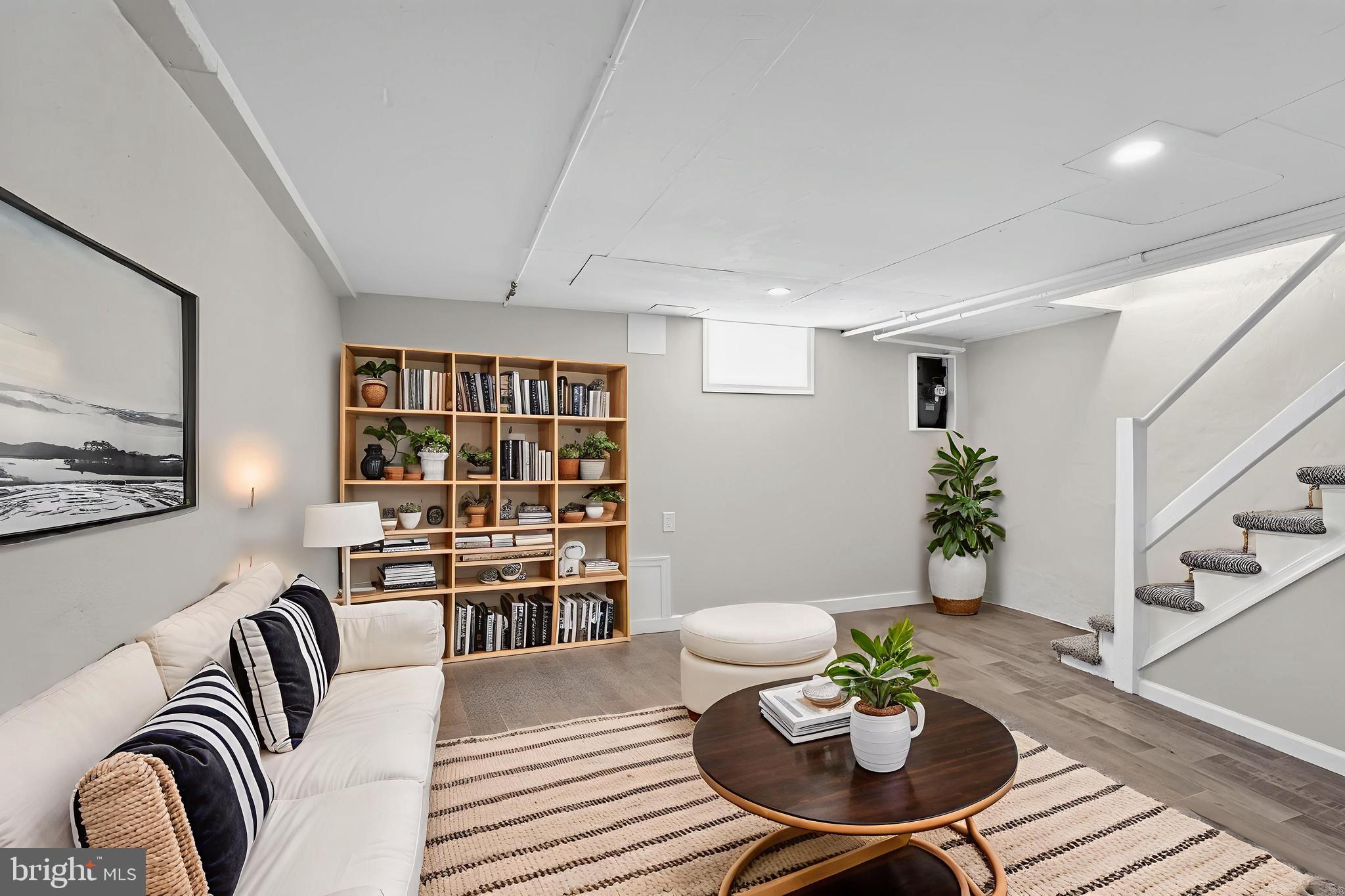 DANBURY VILLAGE - Residential