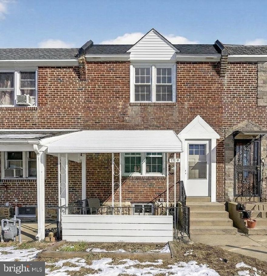 Beautifully Renovated 3-Bedroom Townhome in Prime Location
Welcome home to this recently renovated 3-bedroom, 1-bathroom townhome located on a quiet, desirable street. This move-in-ready property features a brand-new kitchen with modern finishes, an updated full bathroom, and fresh renovations throughout.
The finished basement adds valuable living space and includes a dedicated laundry room, perfect for added convenience and storage. Enjoy outdoor living on the covered front patio, ideal for relaxing or entertaining.
Parking is a breeze with a private parking space located at the rear of the home. Conveniently situated across from a school and offering easy access to major highways and public transportation, this home provides both comfort and accessibility.
A perfect opportunity for homeowners or investors alike—schedule your showing today!