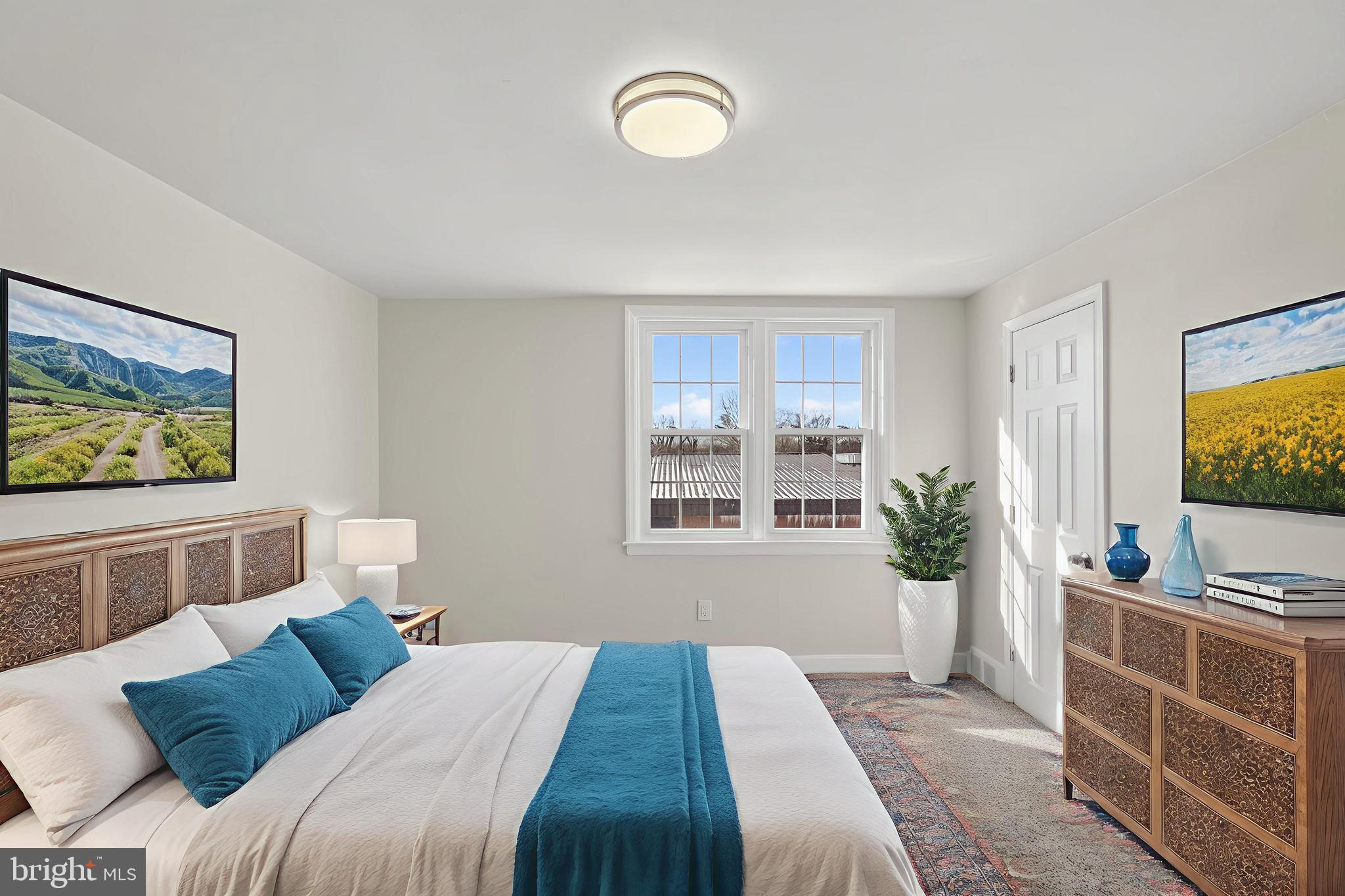 DANBURY VILLAGE - Residential