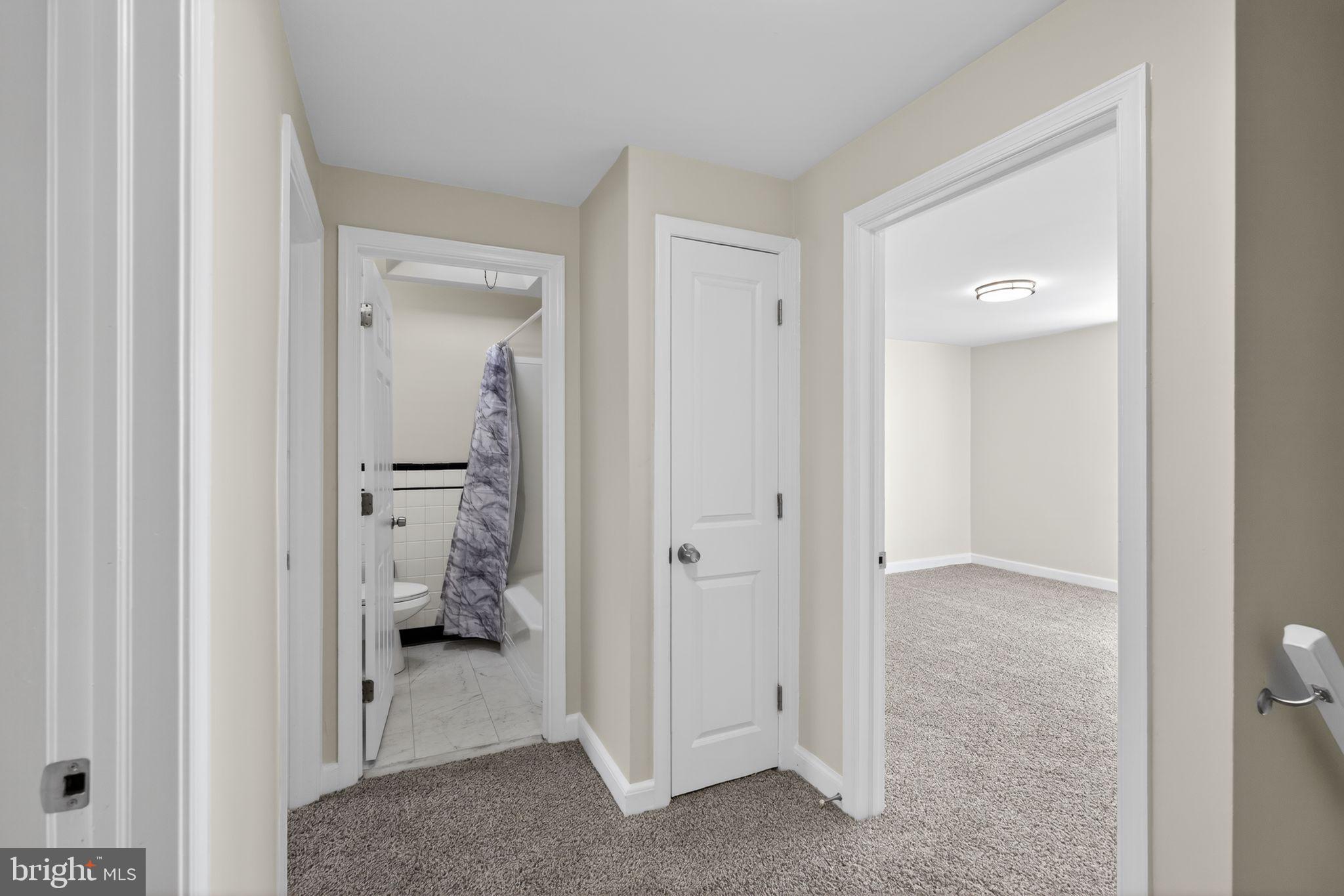 DANBURY VILLAGE - Residential