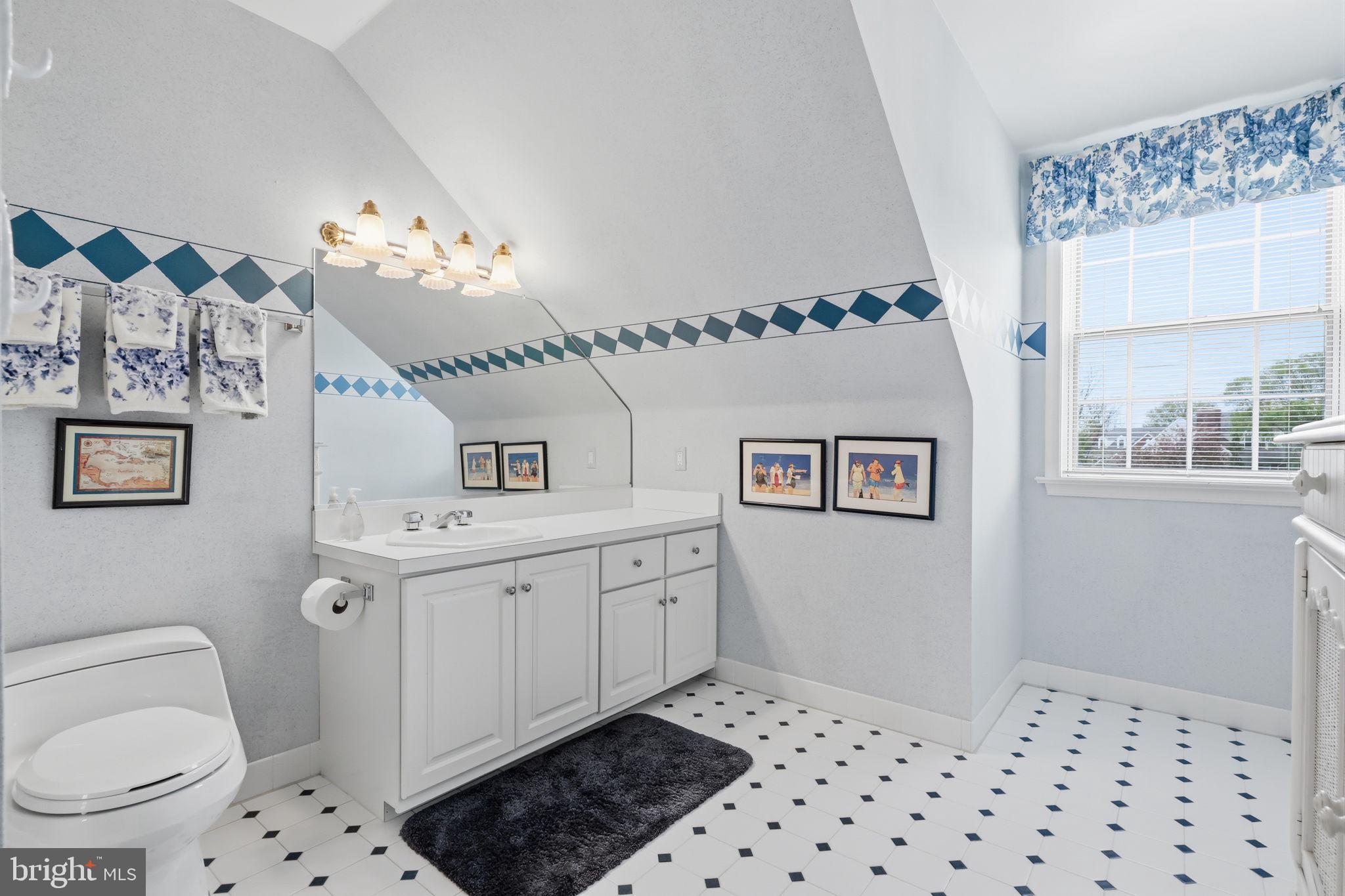 BELLE AIRE - Residential