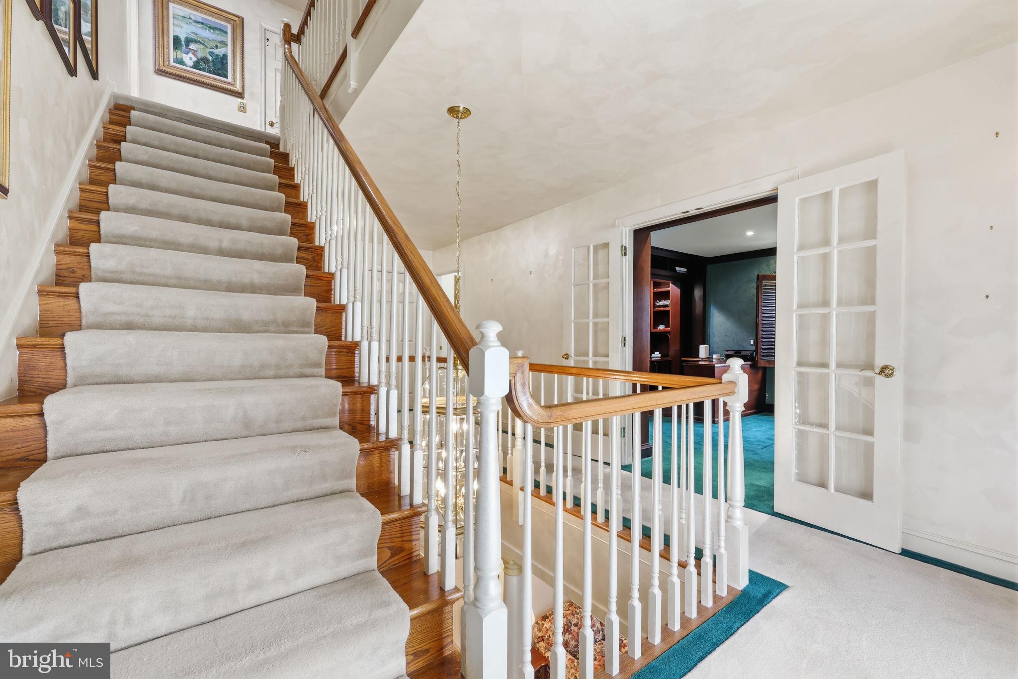BELLE AIRE - Residential