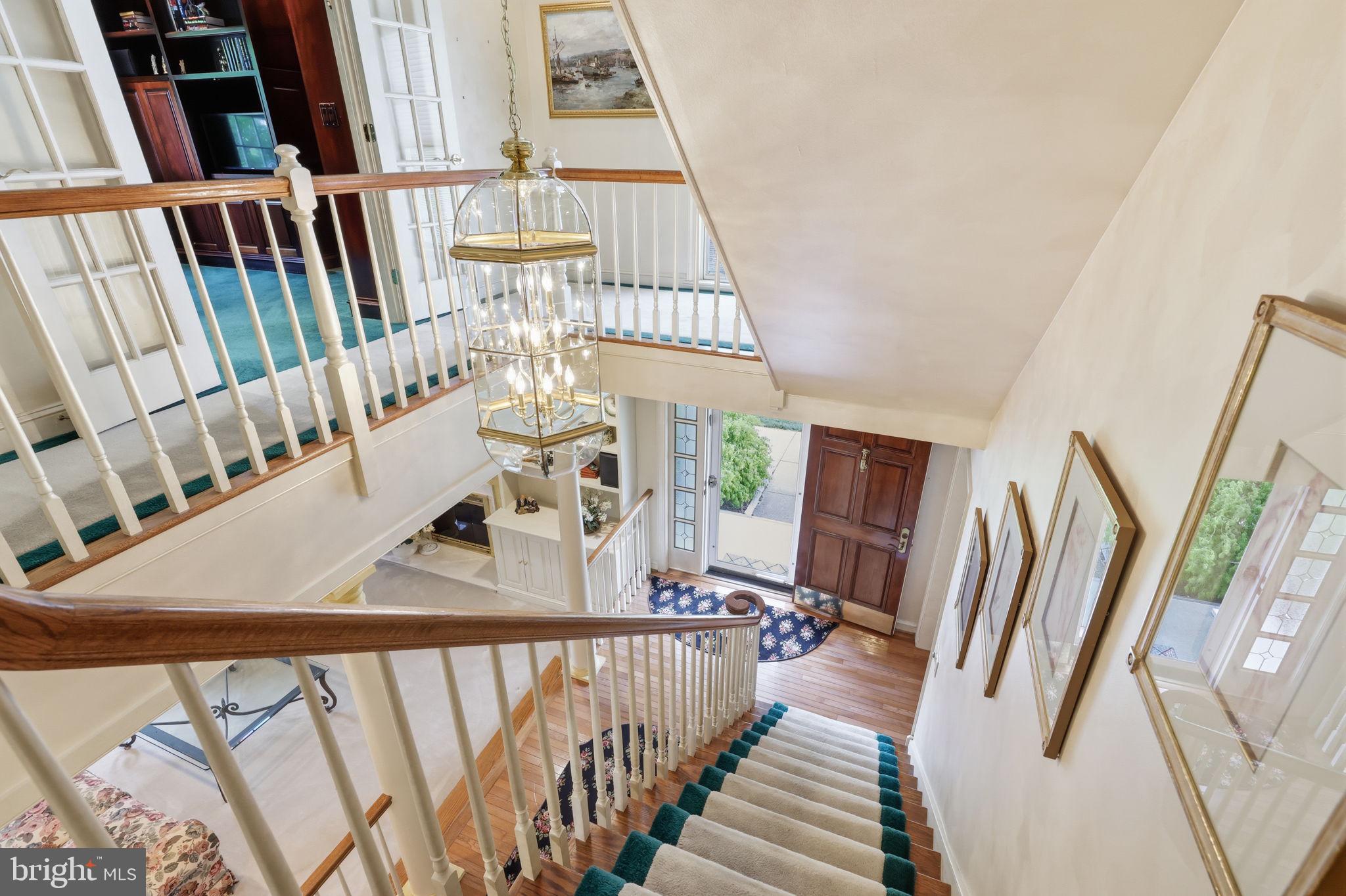 BELLE AIRE - Residential