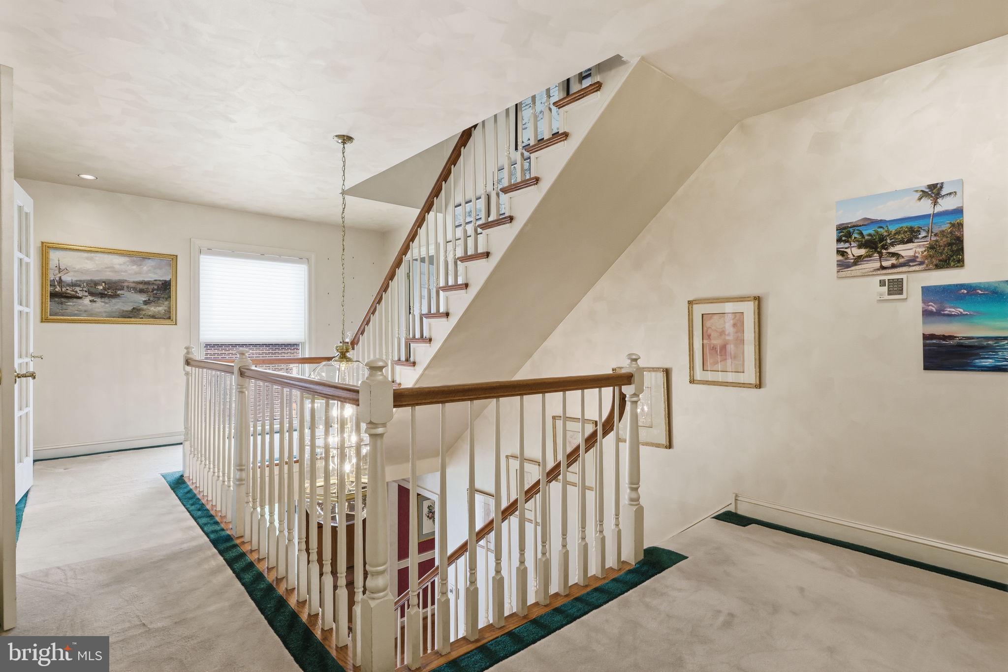 BELLE AIRE - Residential