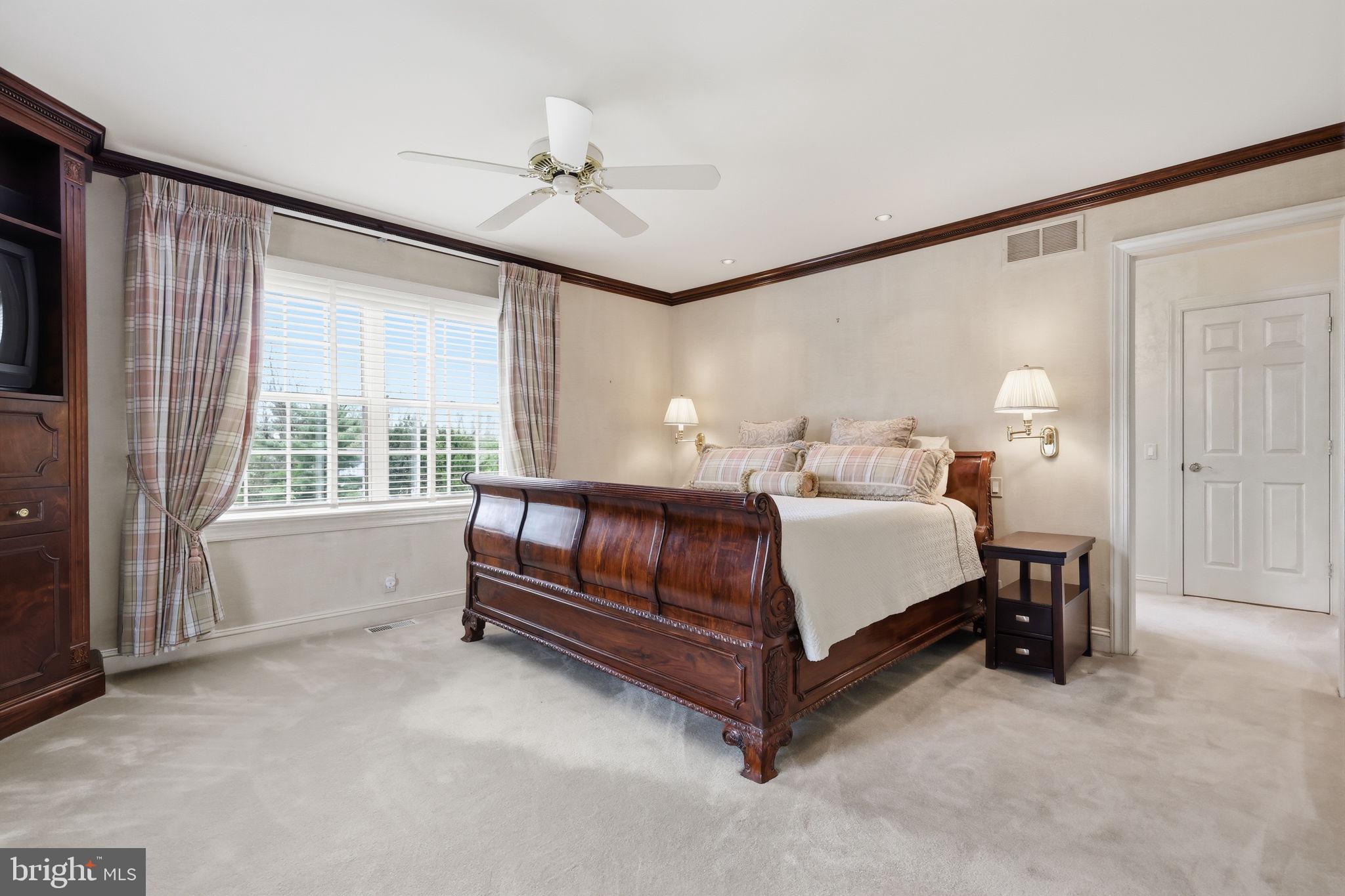BELLE AIRE - Residential