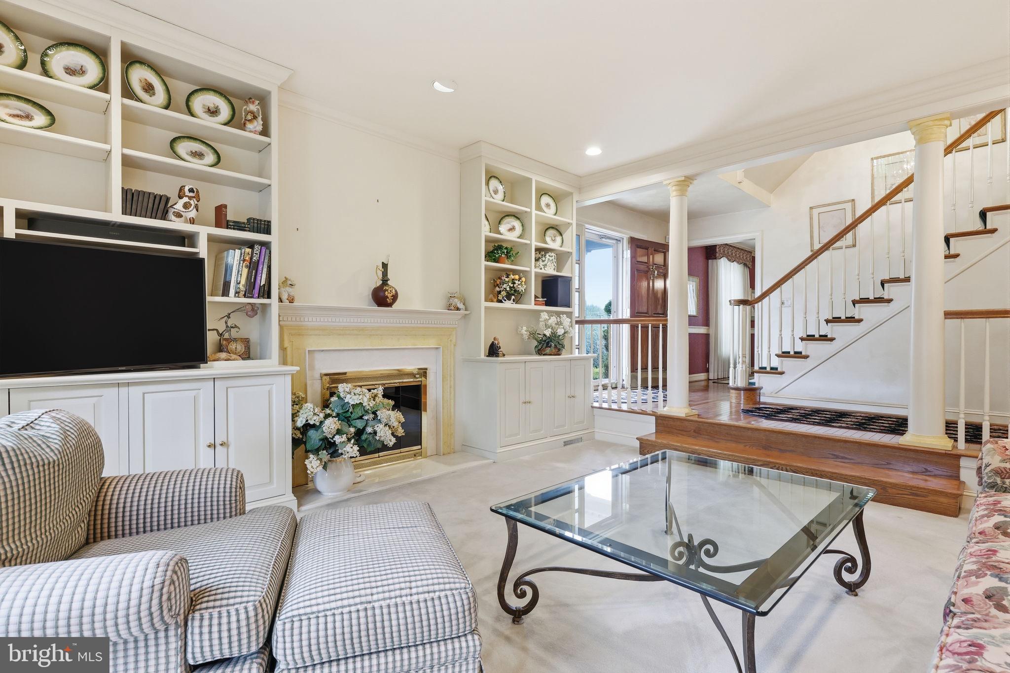 BELLE AIRE - Residential