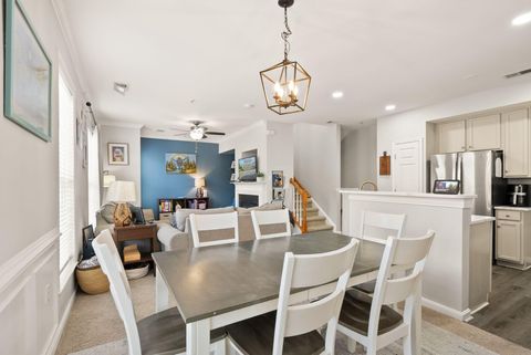 Photo of 14581 Kylewood Way, GAINESVILLE, VA 20155 (MLS # VAPW2121818)