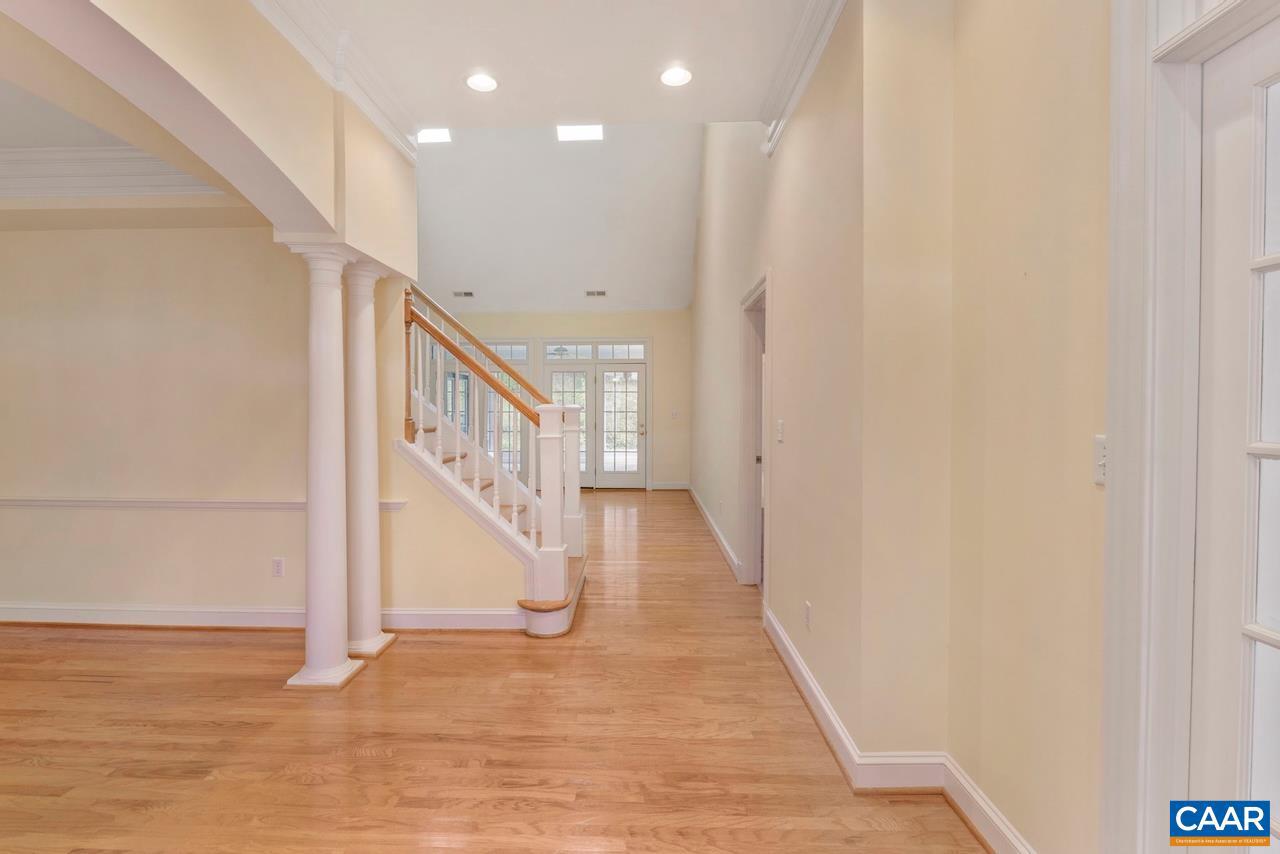 REDFIELDS - Residential