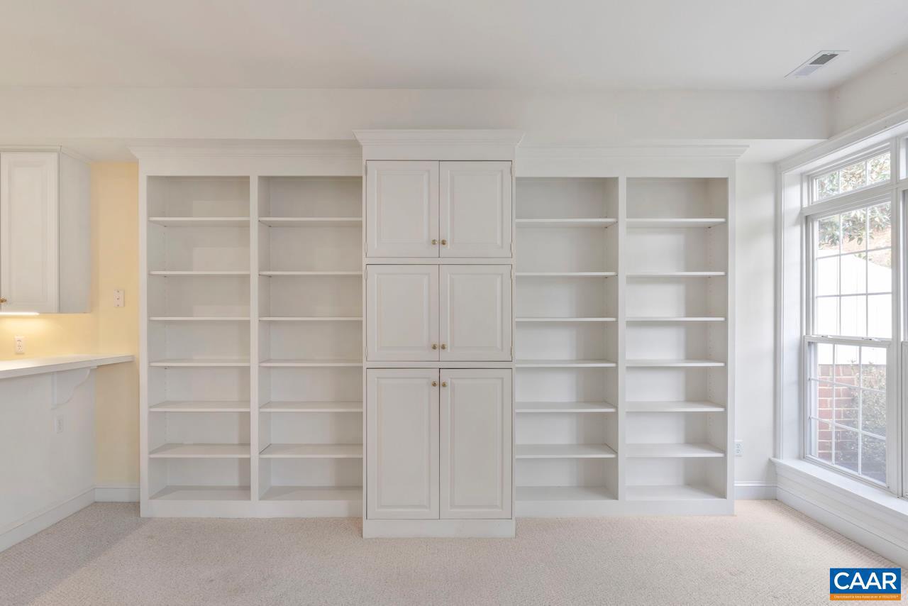 REDFIELDS - Residential