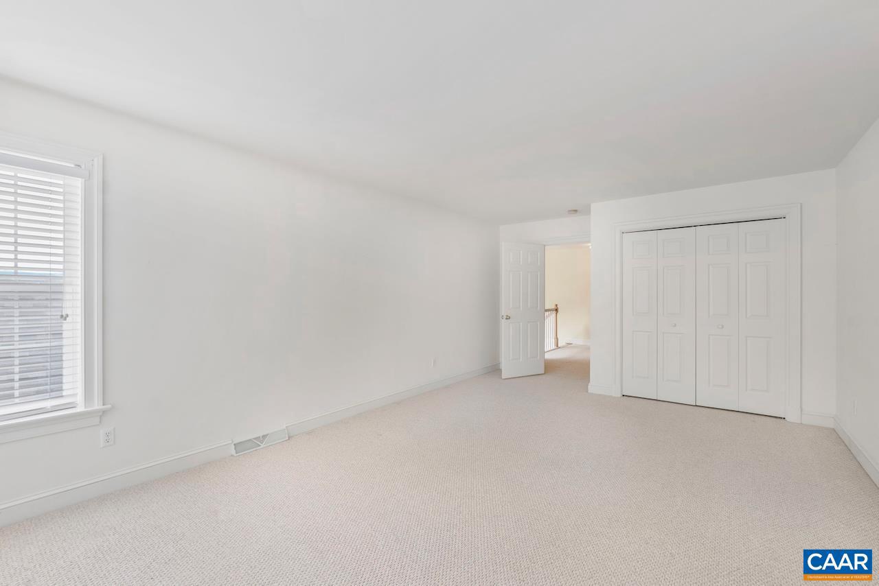 REDFIELDS - Residential