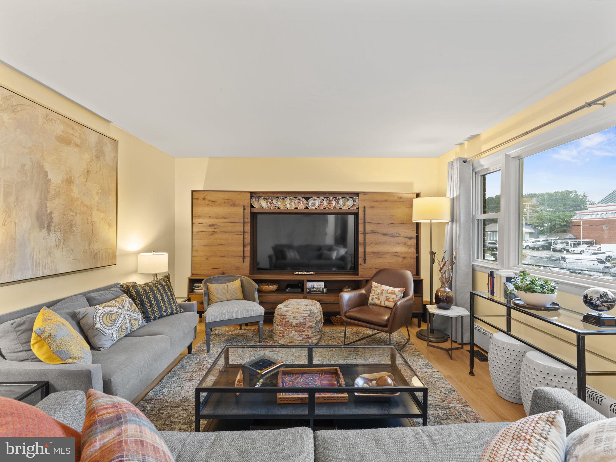 CLAREMONT - Residential