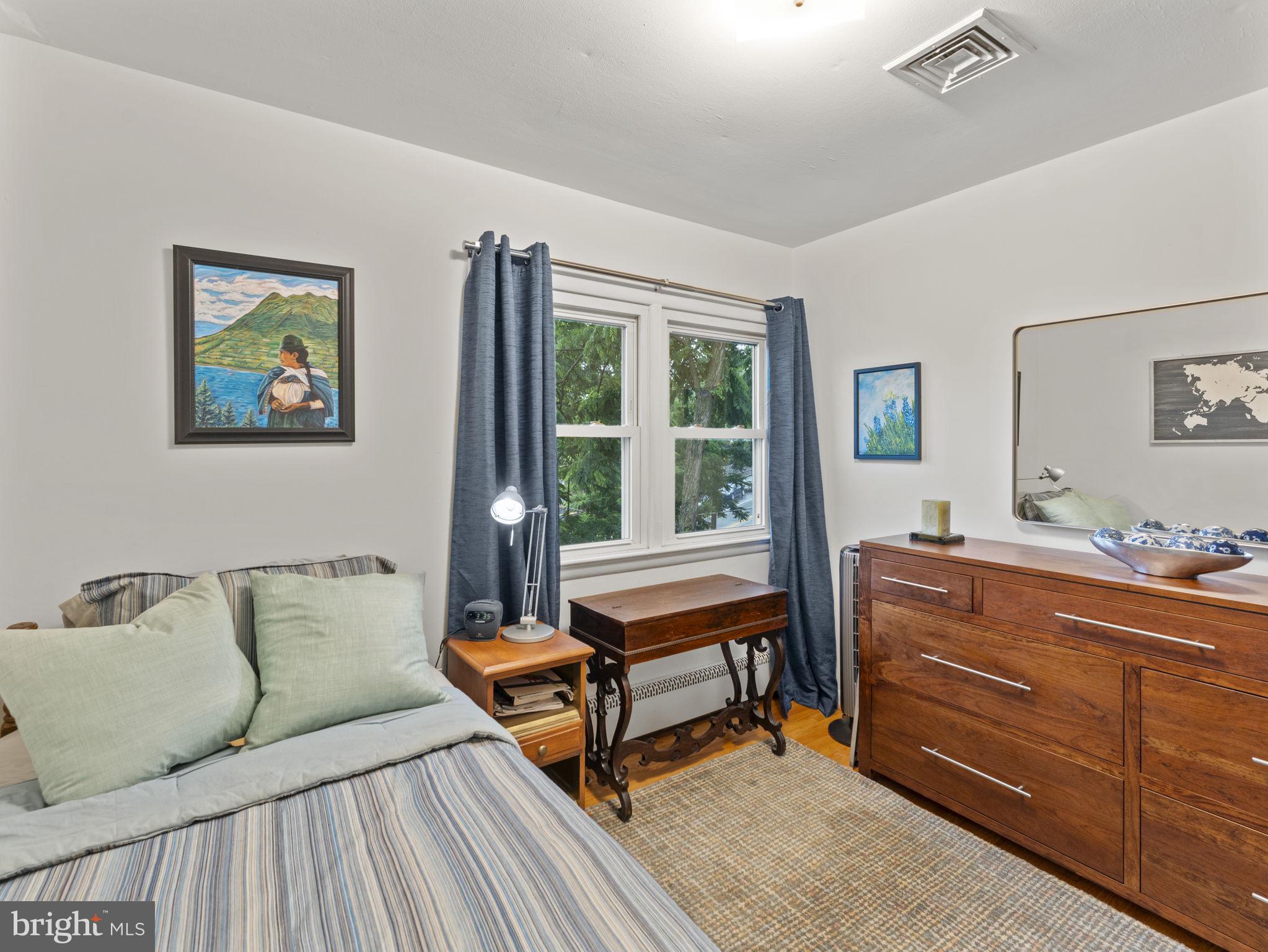 CLAREMONT - Residential