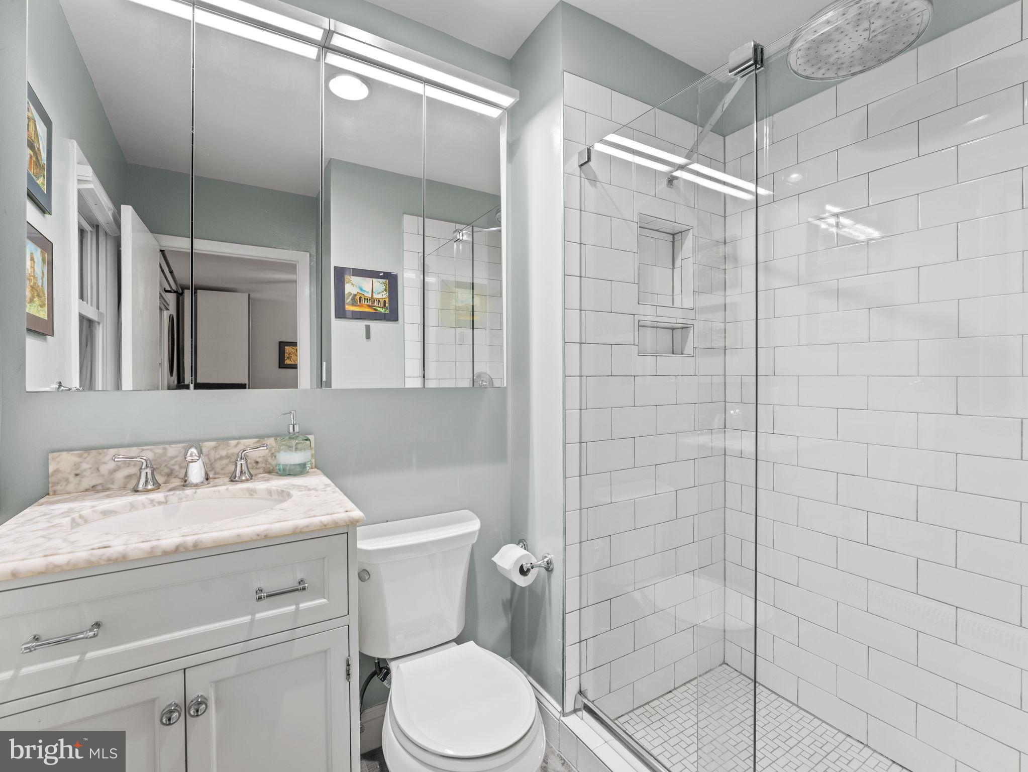 CLAREMONT - Residential