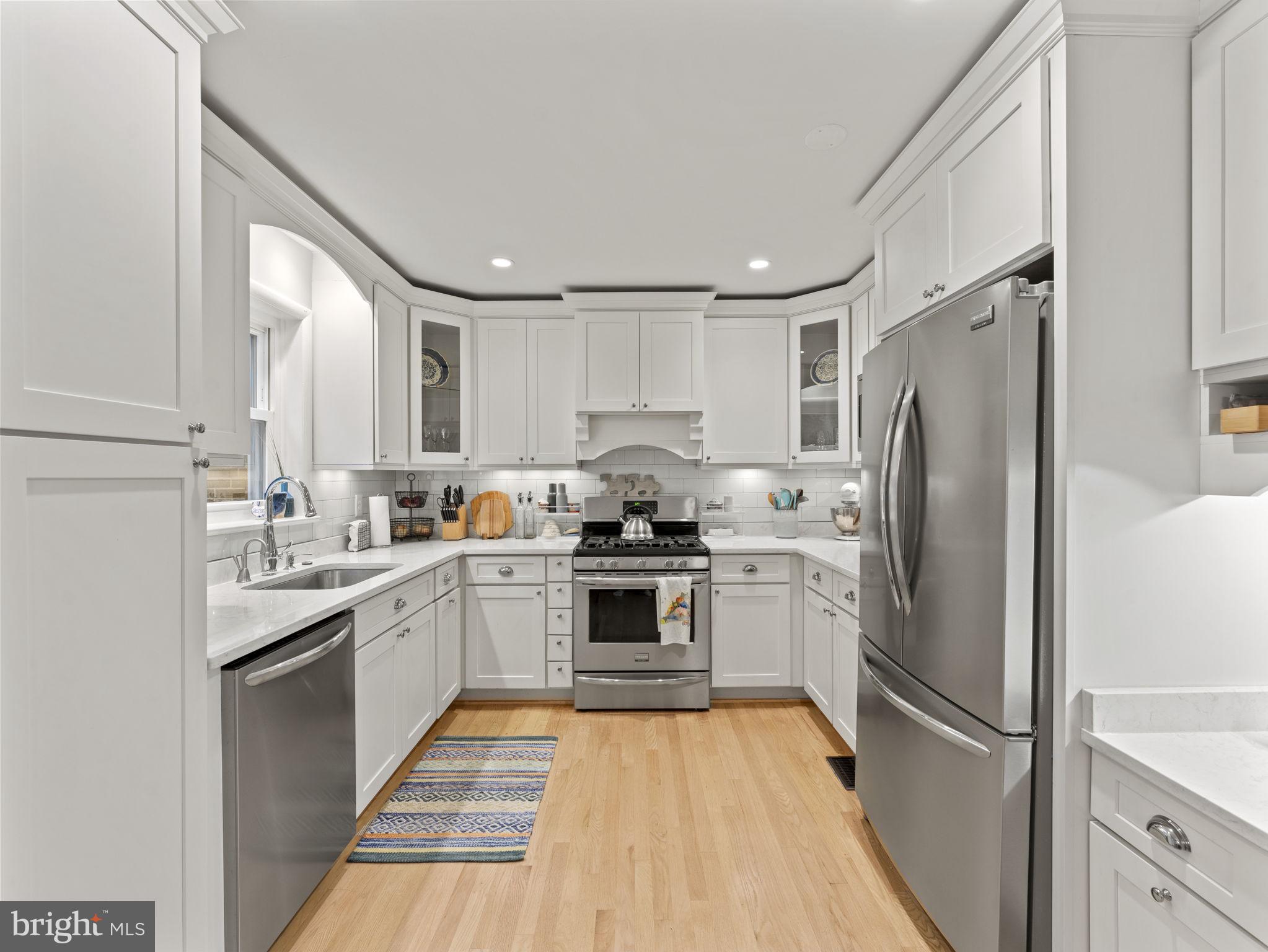 CLAREMONT - Residential