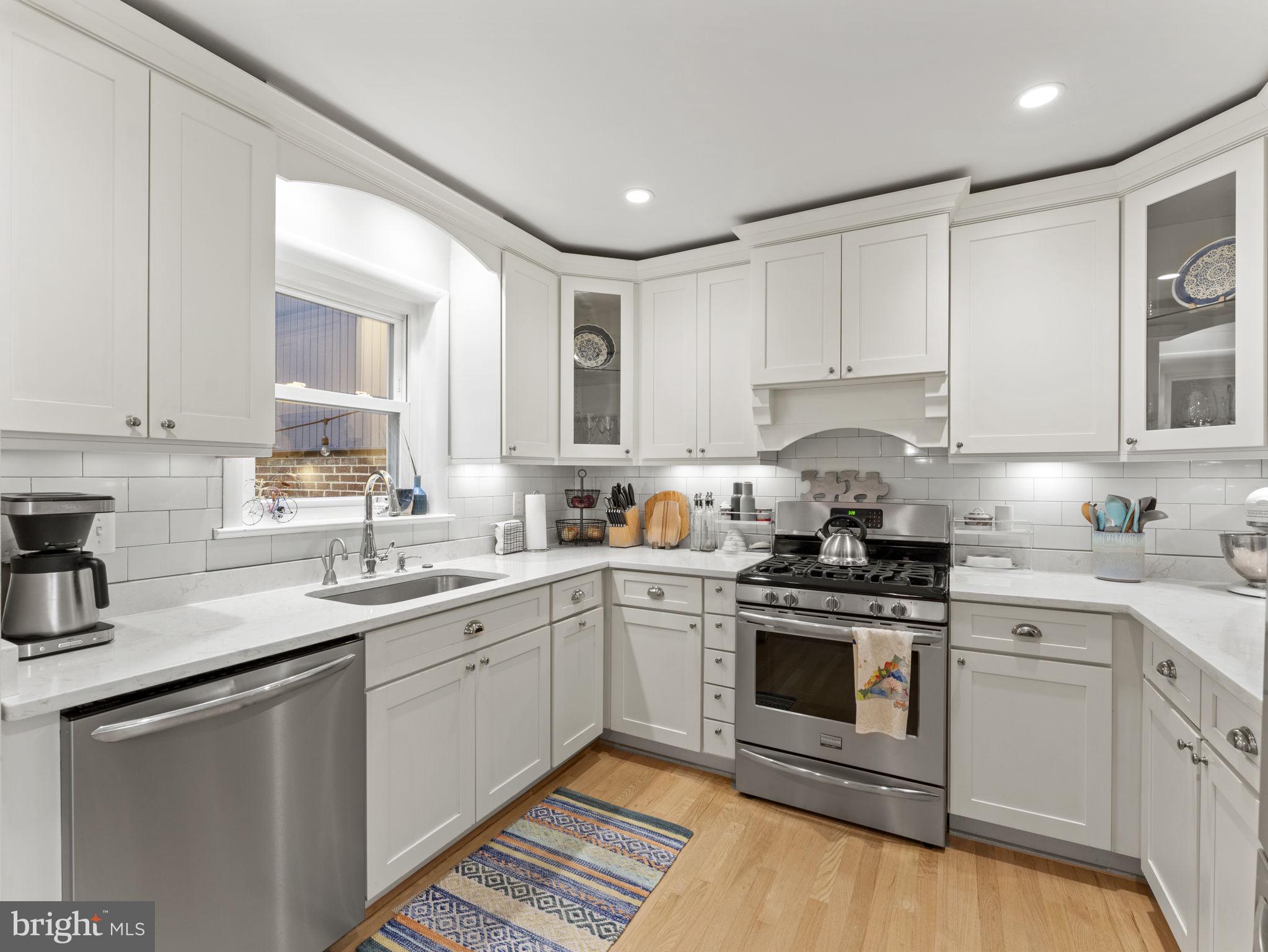 CLAREMONT - Residential