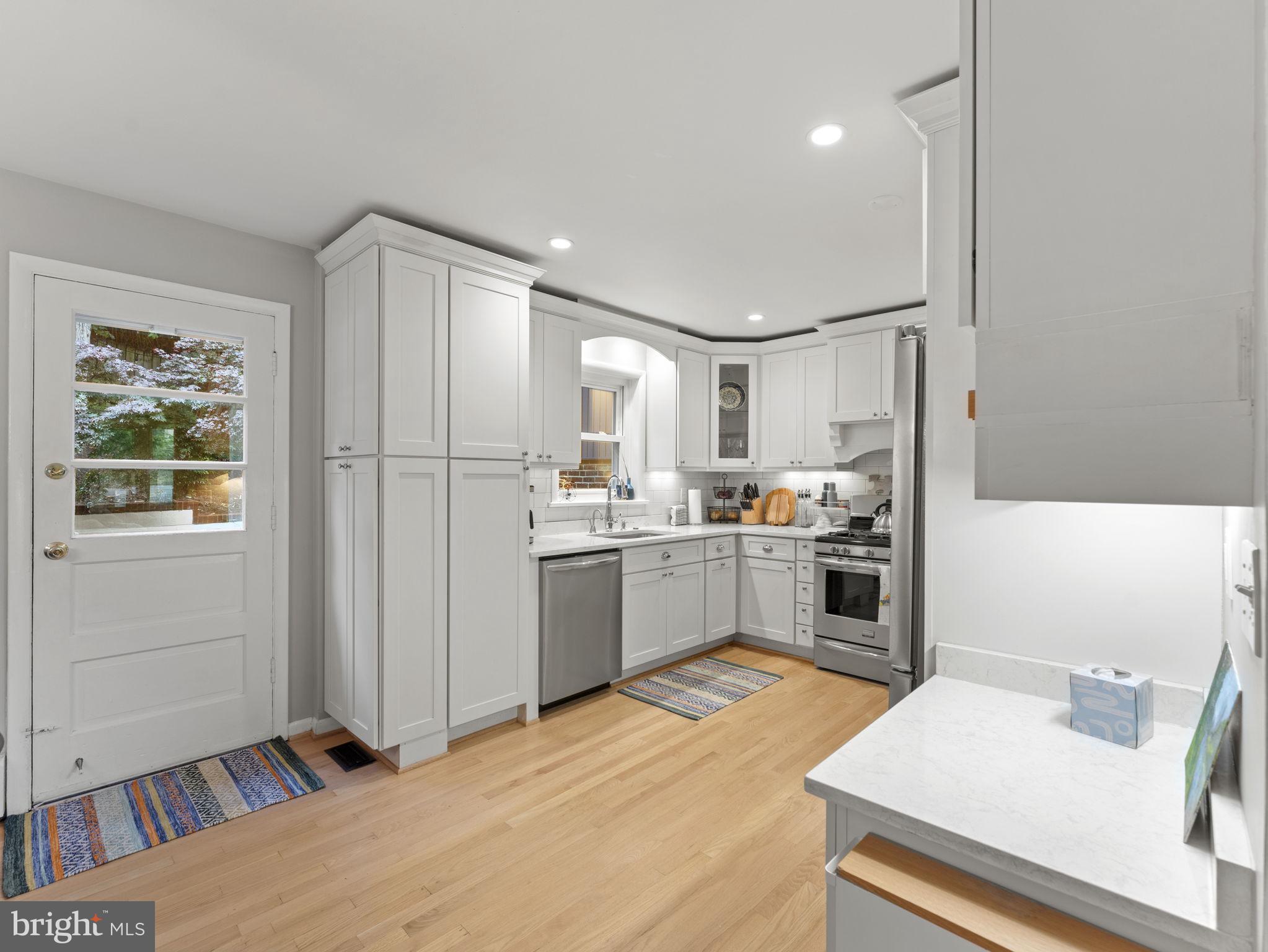 CLAREMONT - Residential