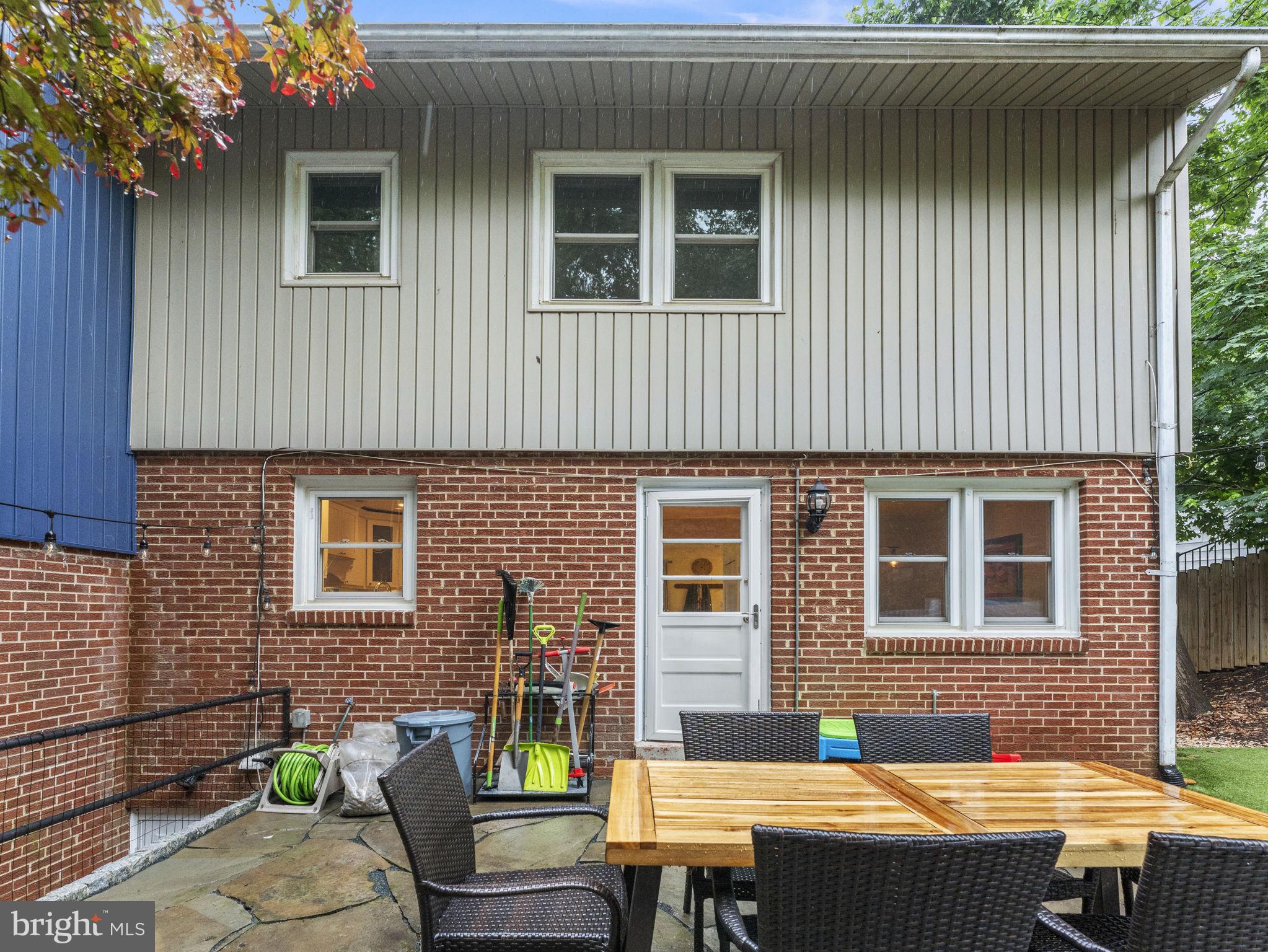 CLAREMONT - Residential