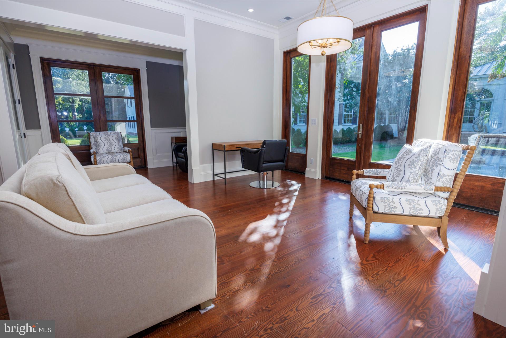 WAVERLY - Residential