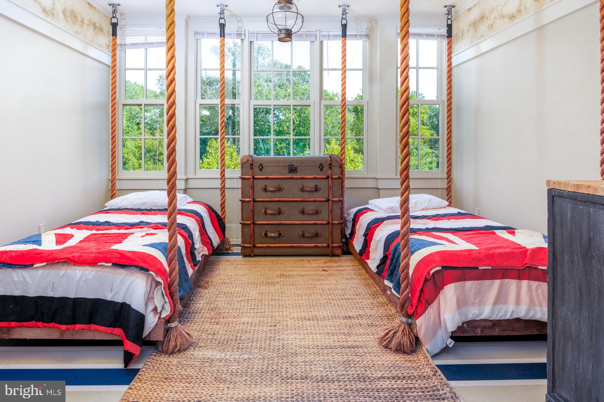 WAVERLY - Residential