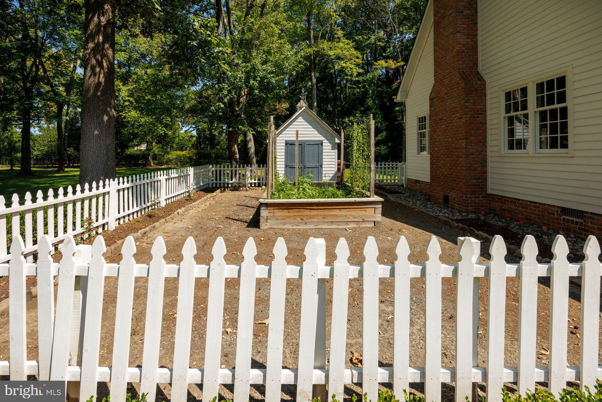 WAVERLY - Residential