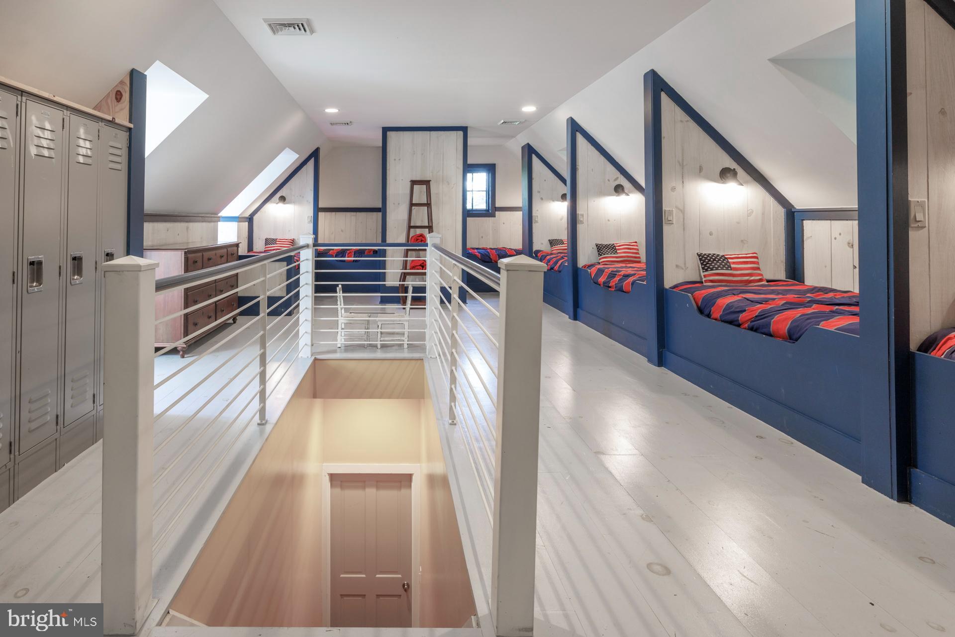 WAVERLY - Residential