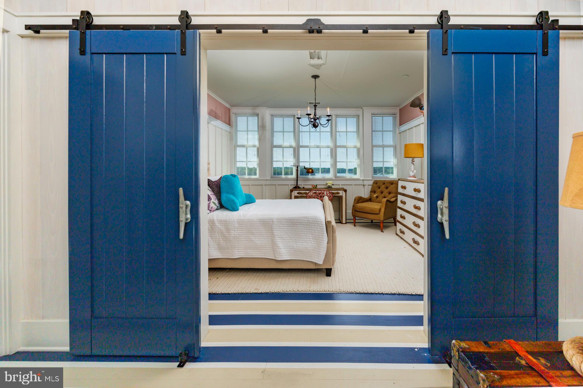 WAVERLY - Residential