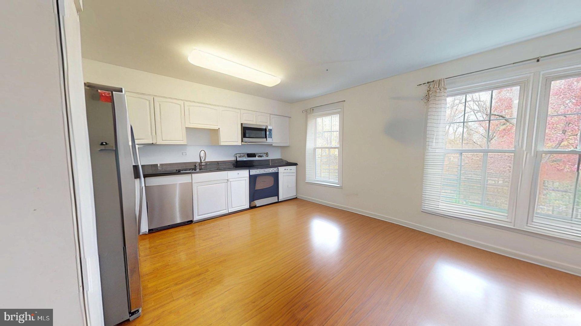 CHURCHILL SQUARE - Residential Lease