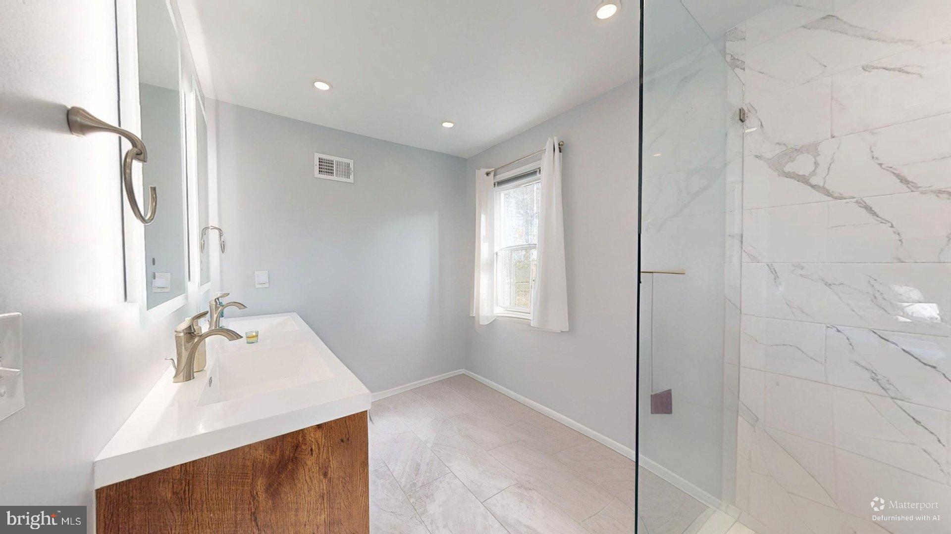 CHURCHILL SQUARE - Residential Lease