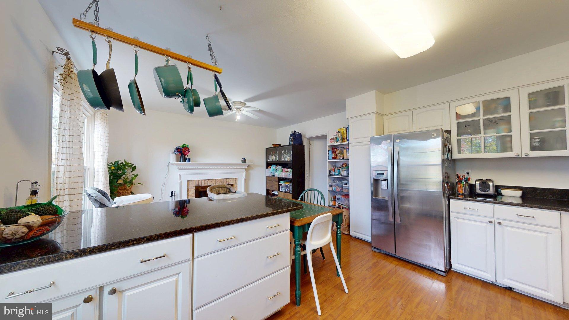 CHURCHILL SQUARE - Residential Lease