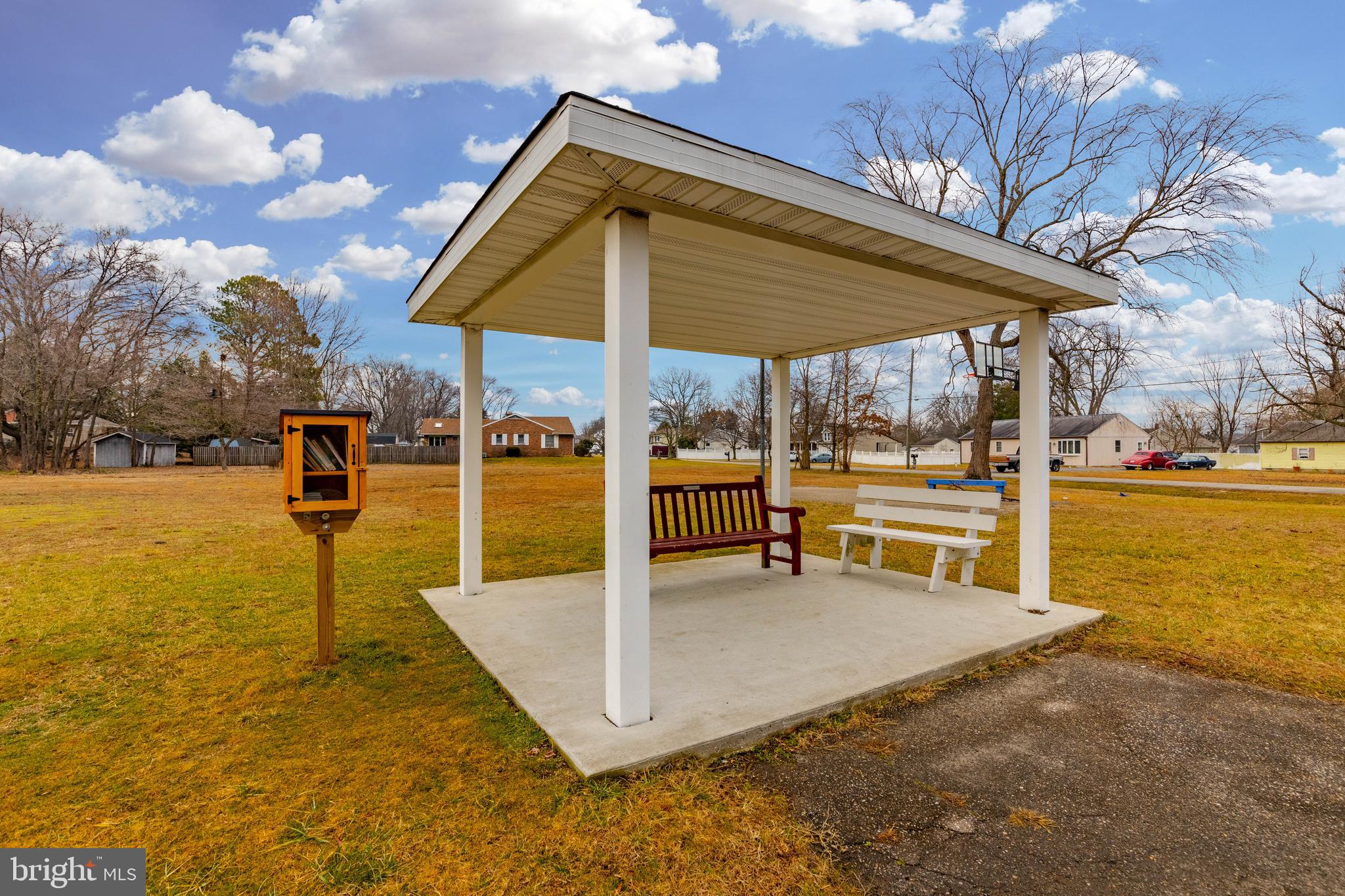 BAYSIDE BEACH - Residential