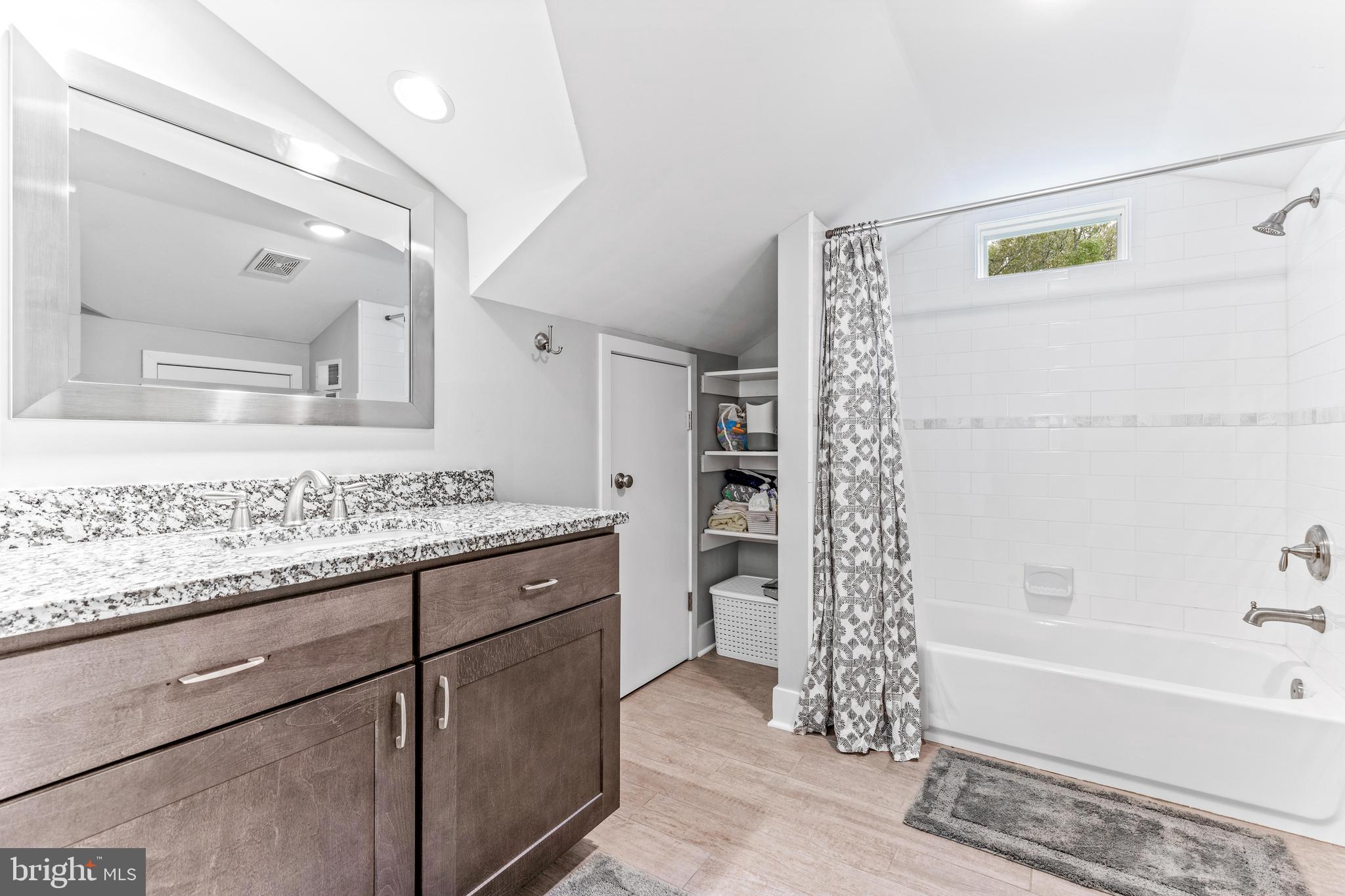 BAYSIDE BEACH - Residential