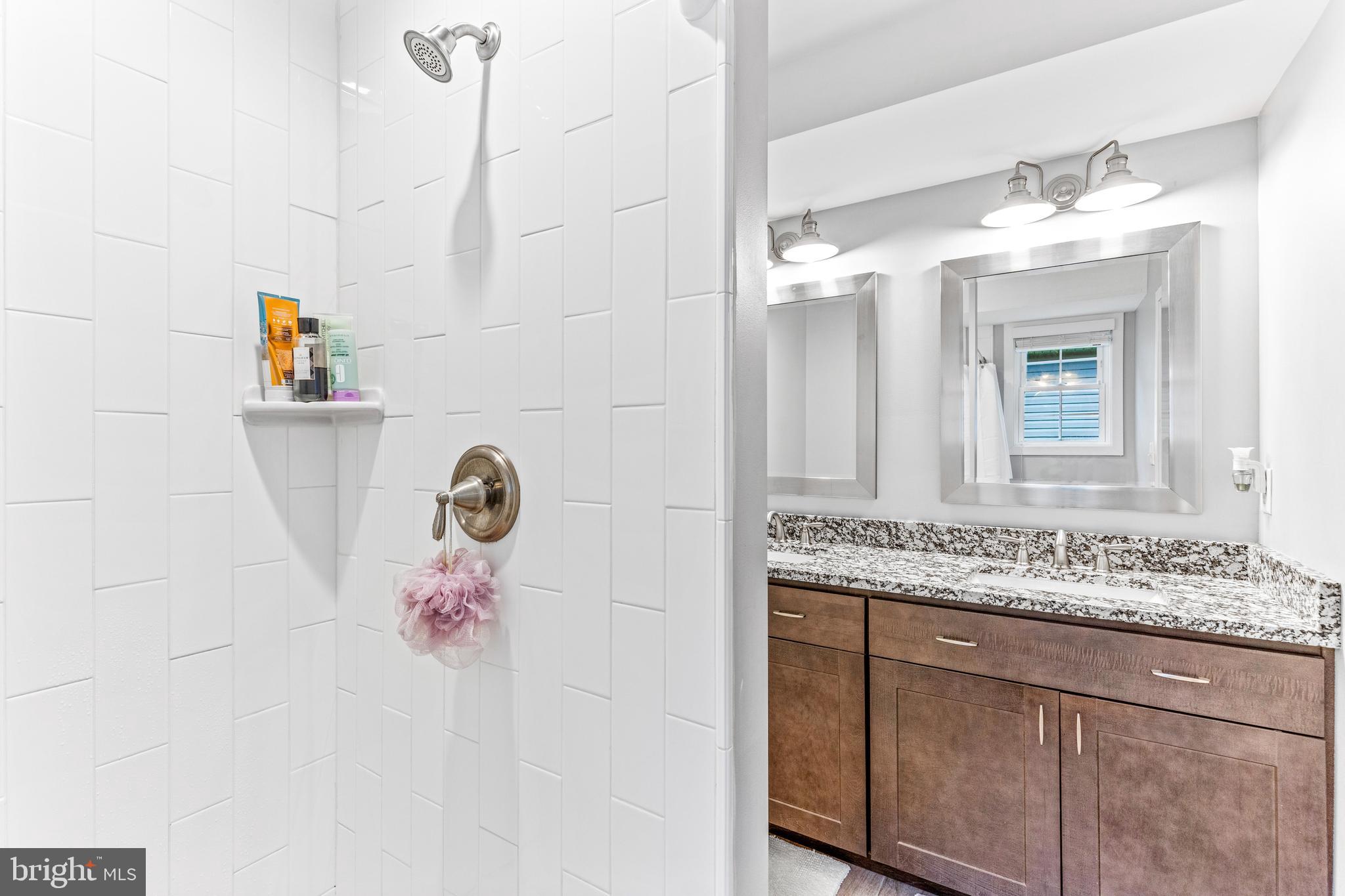 BAYSIDE BEACH - Residential