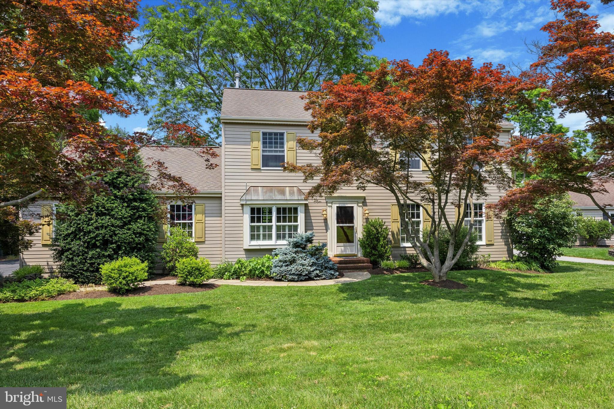 938 GREYSTONE DRIVE