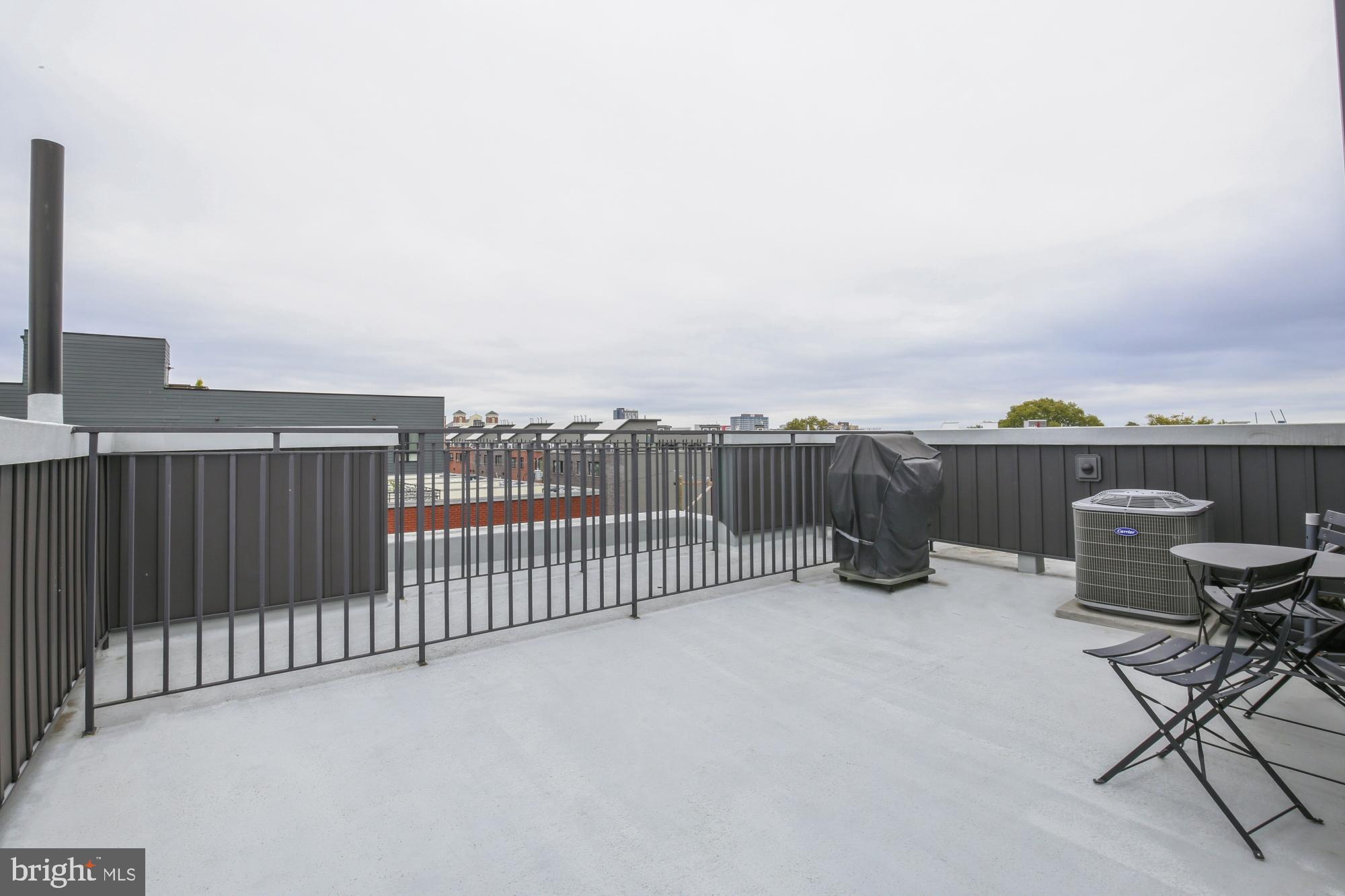 FAIRMOUNT - Residential Lease