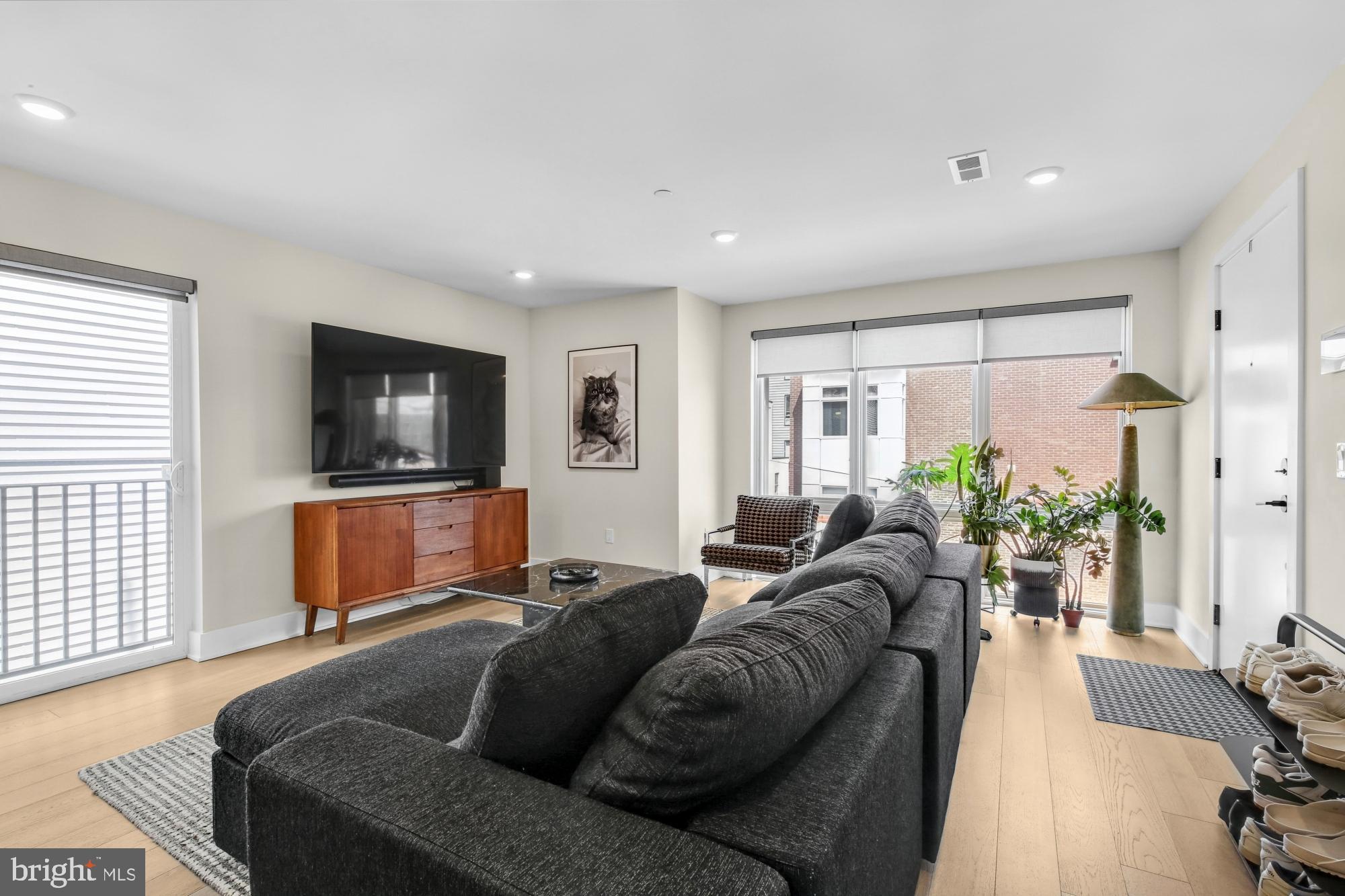 FAIRMOUNT - Residential Lease