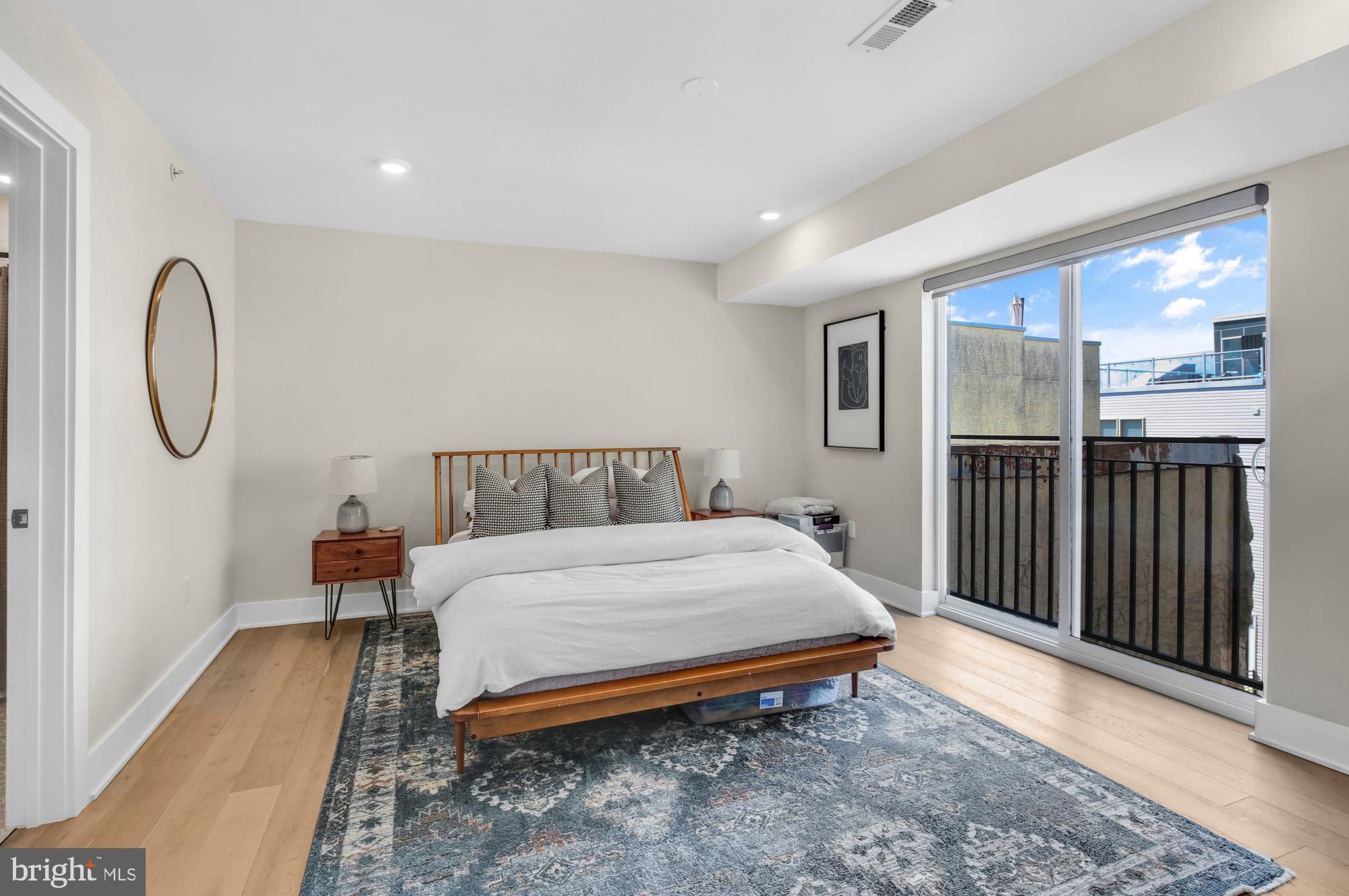 FAIRMOUNT - Residential Lease