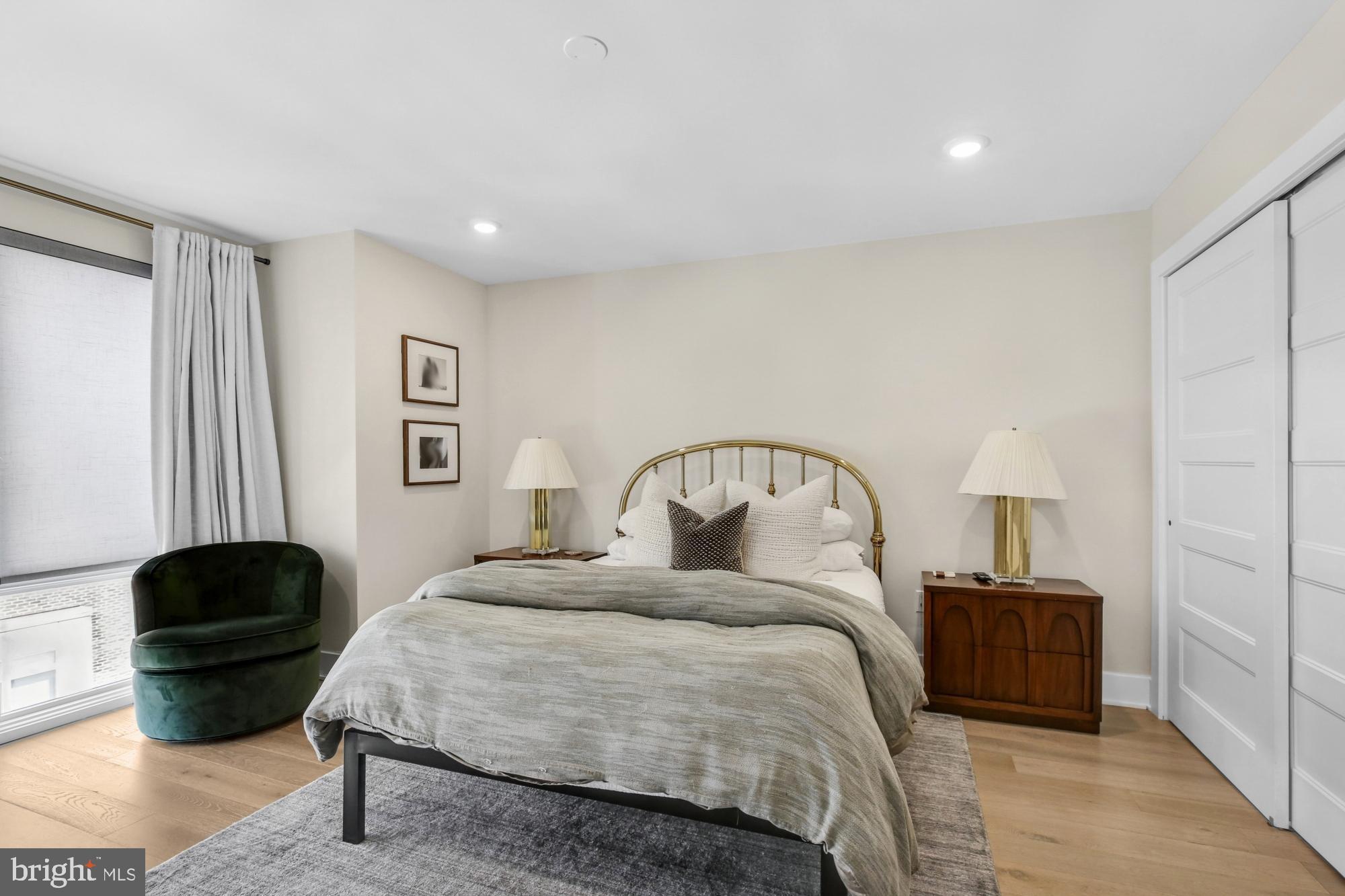 FAIRMOUNT - Residential Lease