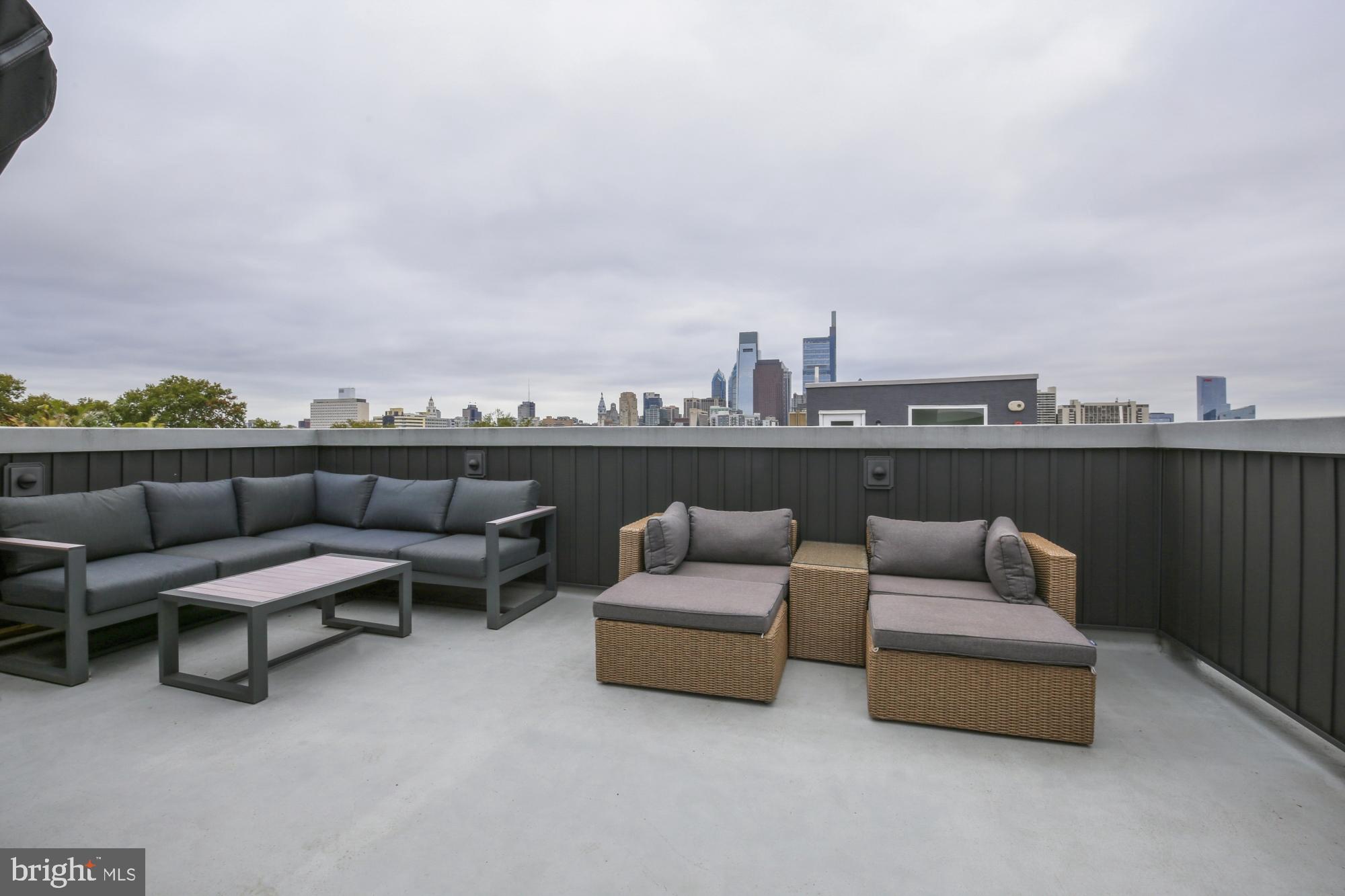 FAIRMOUNT - Residential Lease