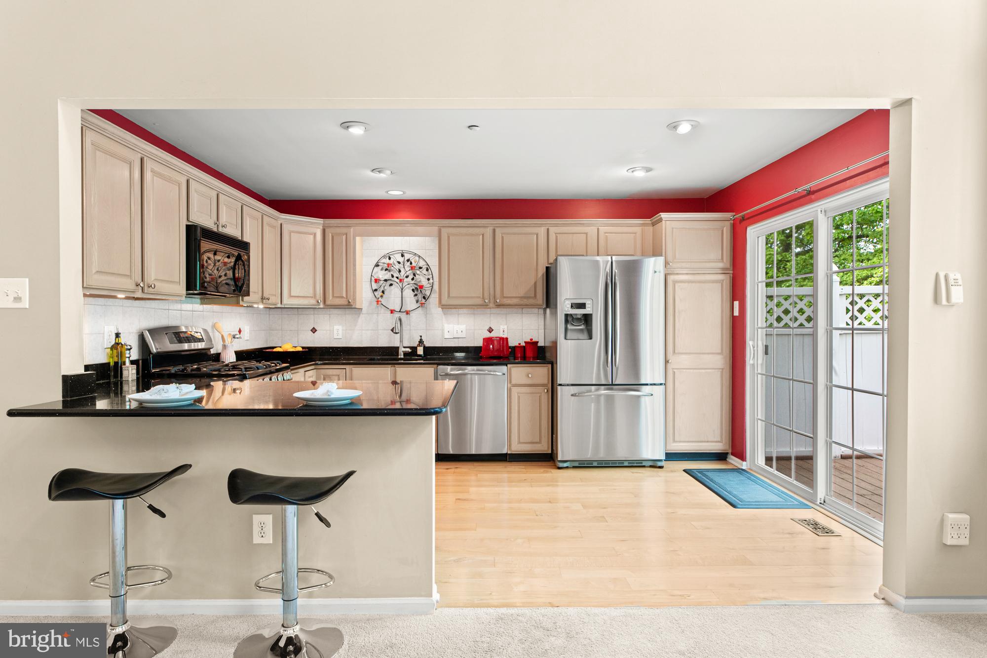 REBEL HILL - Residential